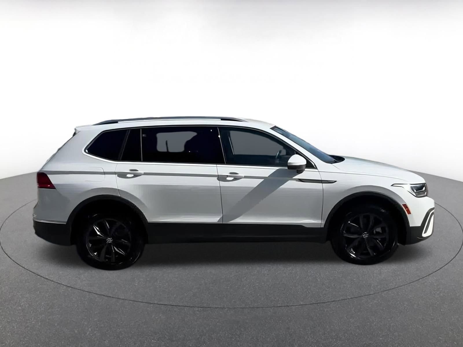 2024 Volkswagen Tiguan 2.0T 16