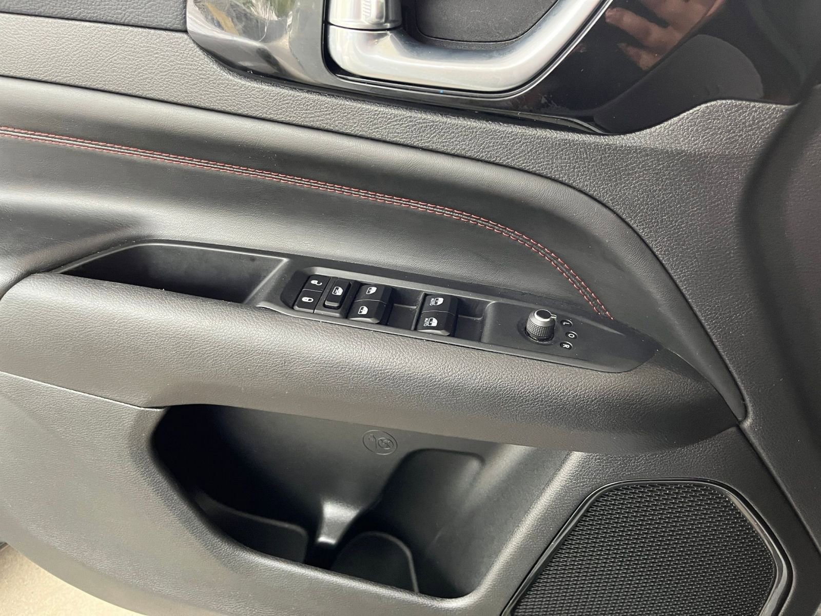 Thumbnail: 2025 Jeep Compass - 18