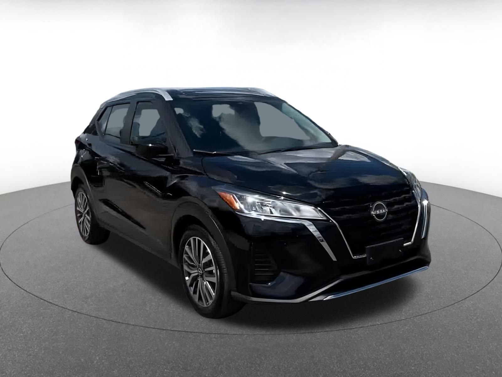 Thumbnail: 2024 Nissan Kicks - 2