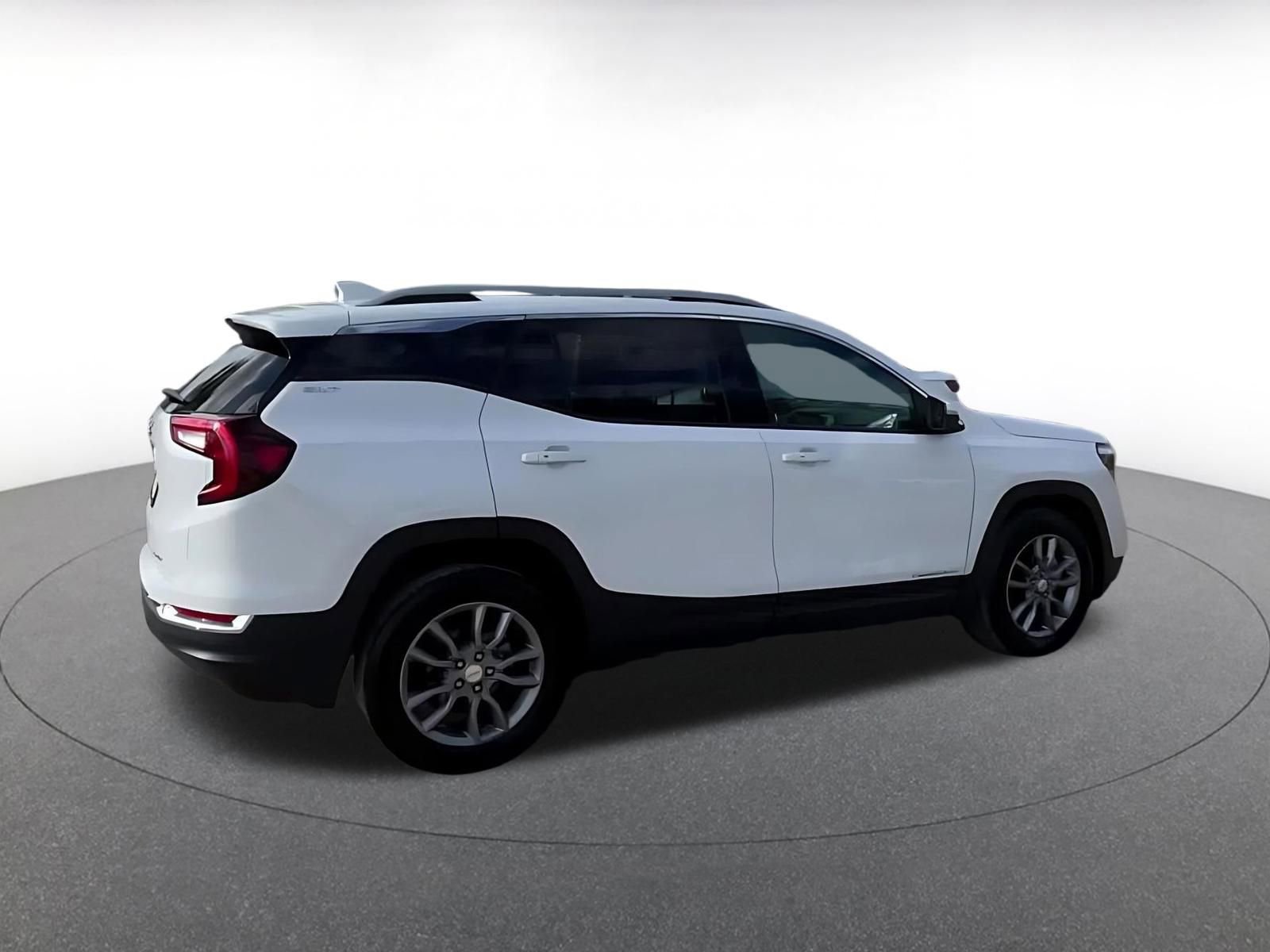 Thumbnail: 2024 GMC Terrain - 14