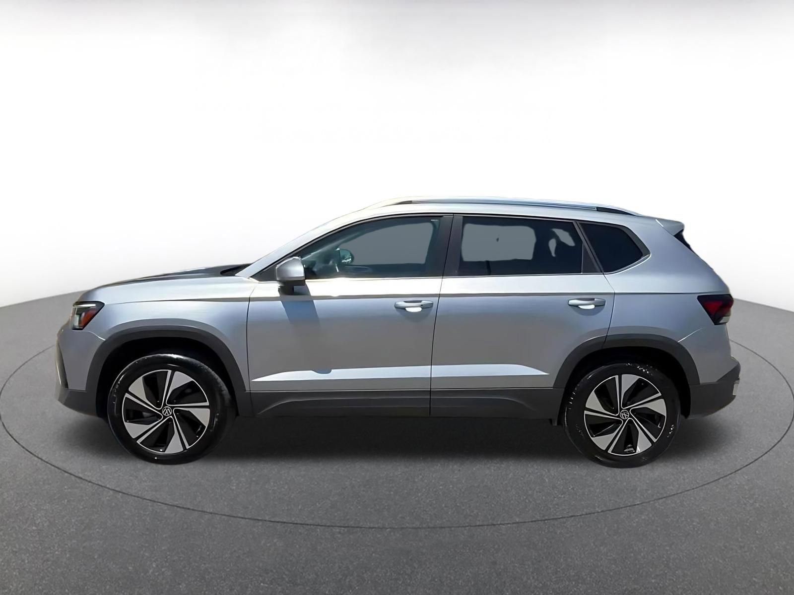 Thumbnail: 2025 Volkswagen Taos - 9