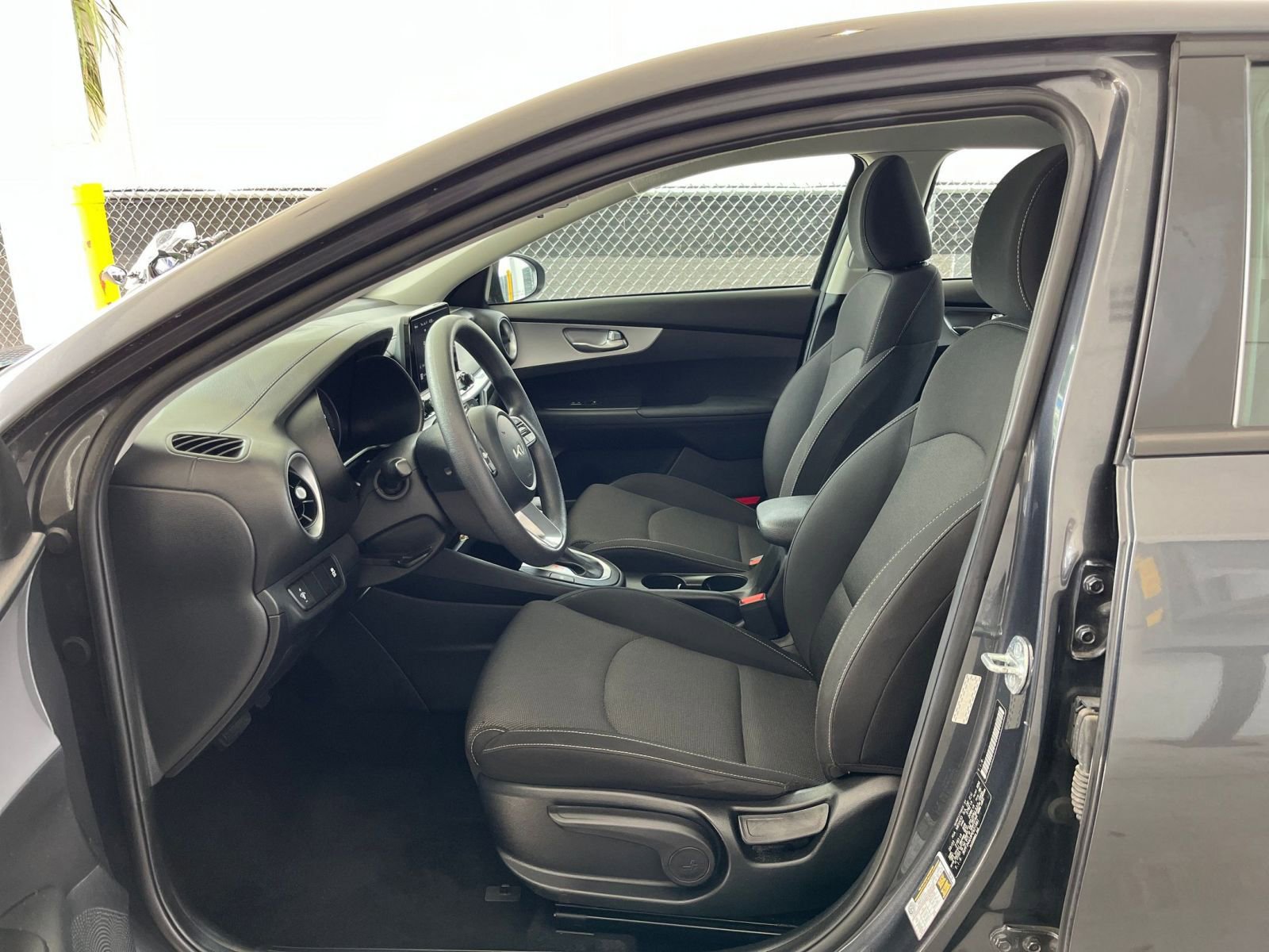 Thumbnail: 2023 Kia Forte - 27