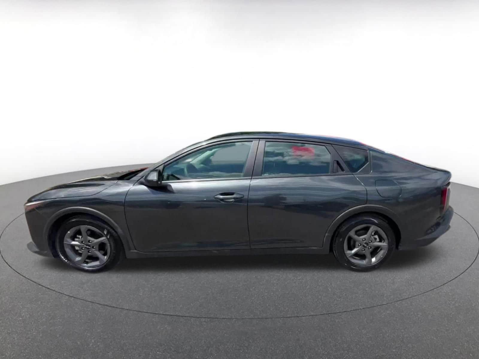Thumbnail: 2025 Kia K4 - 10