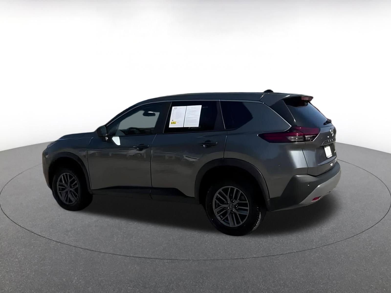 2023 Nissan Rogue S 11