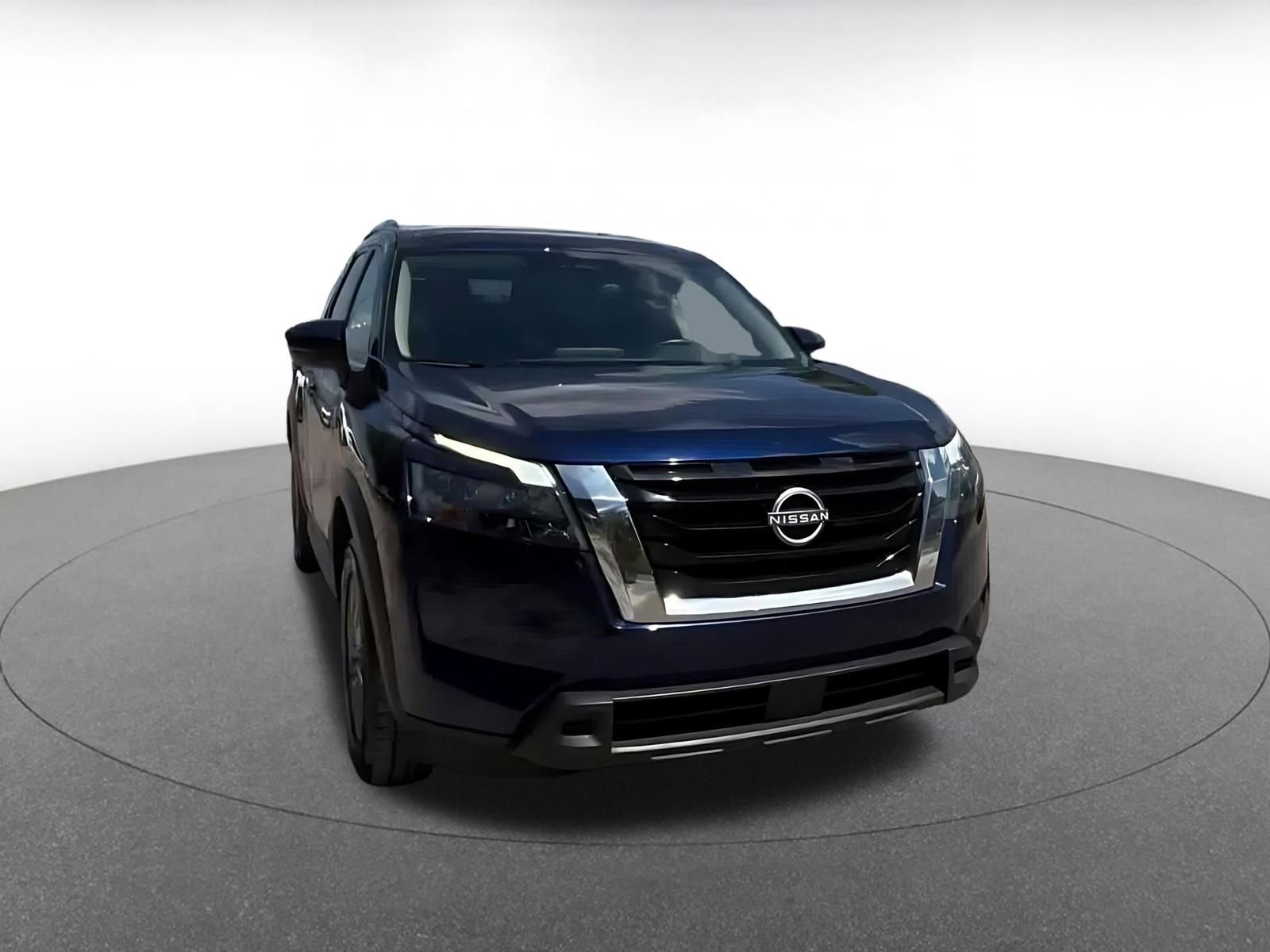 Thumbnail: 2025 Nissan Pathfinder - 3