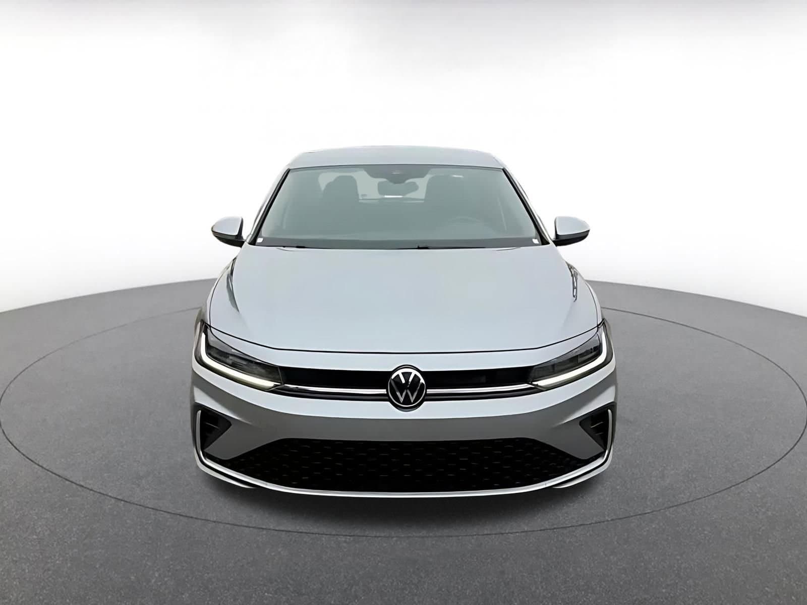 Thumbnail: 2025 Volkswagen Jetta - 4