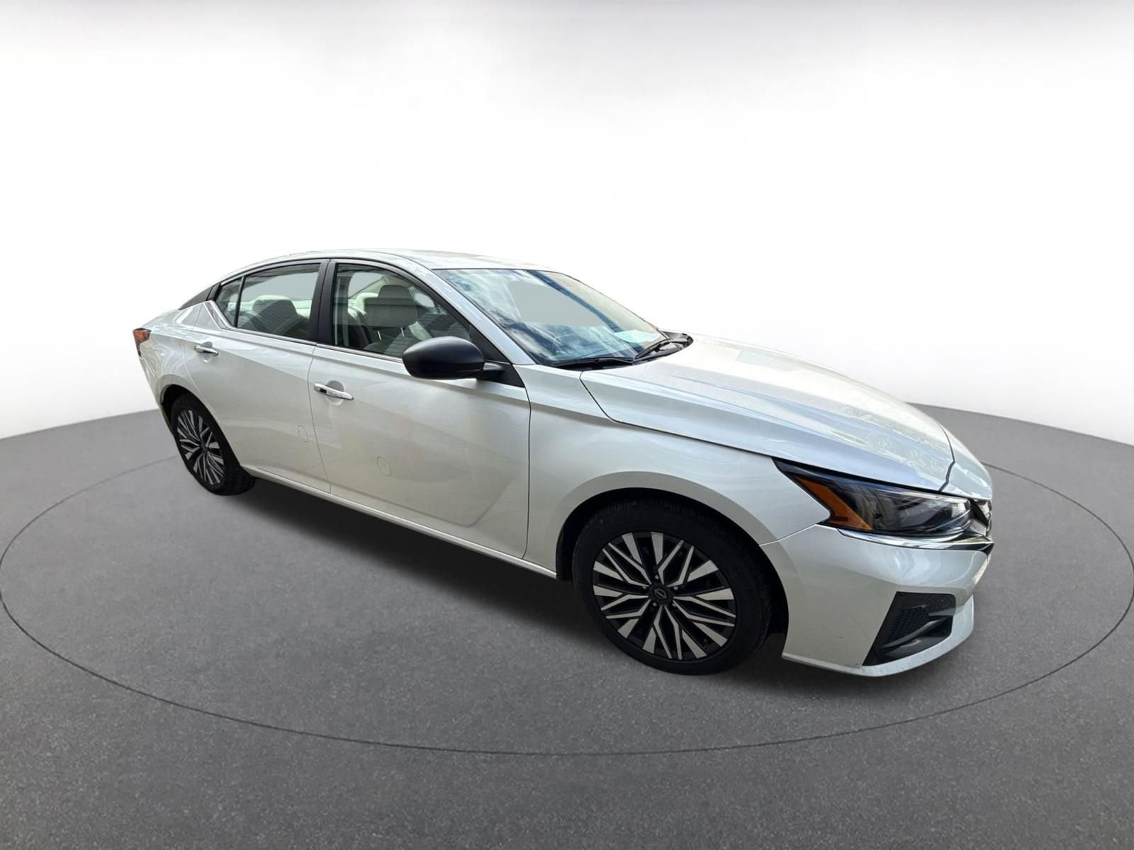 Thumbnail: 2025 Nissan Altima - 2