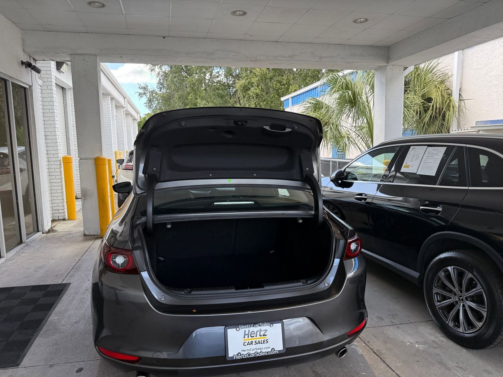 Thumbnail: 2025 Mazda Mazda3 - 31