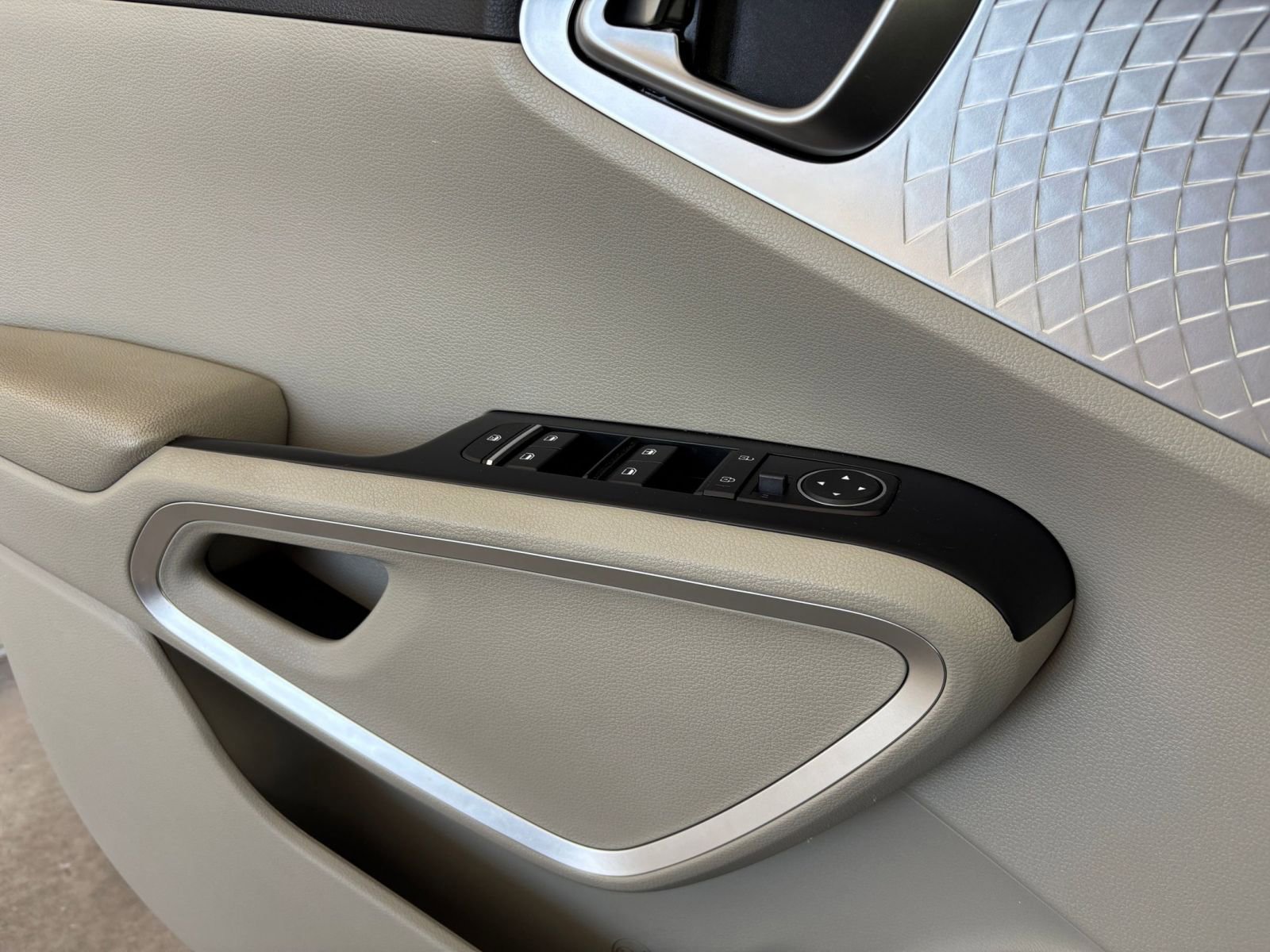 Thumbnail: 2025 Kia Soul - 18