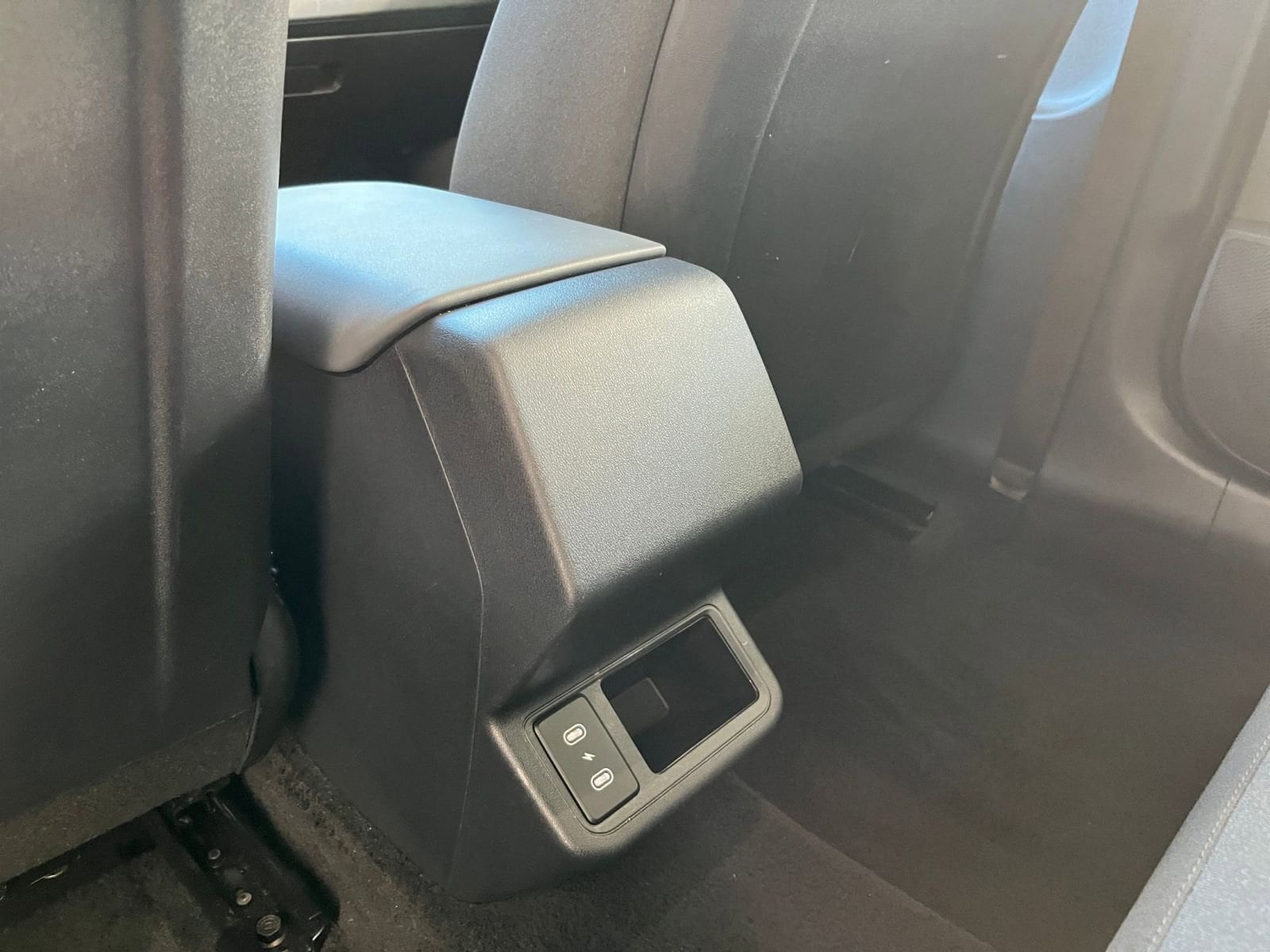 Thumbnail: 2025 Kia K4 - 23