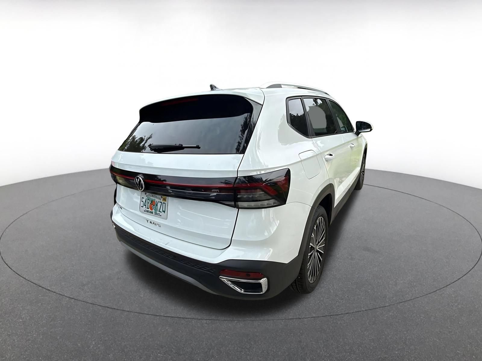 Thumbnail: 2025 Volkswagen Taos - 7