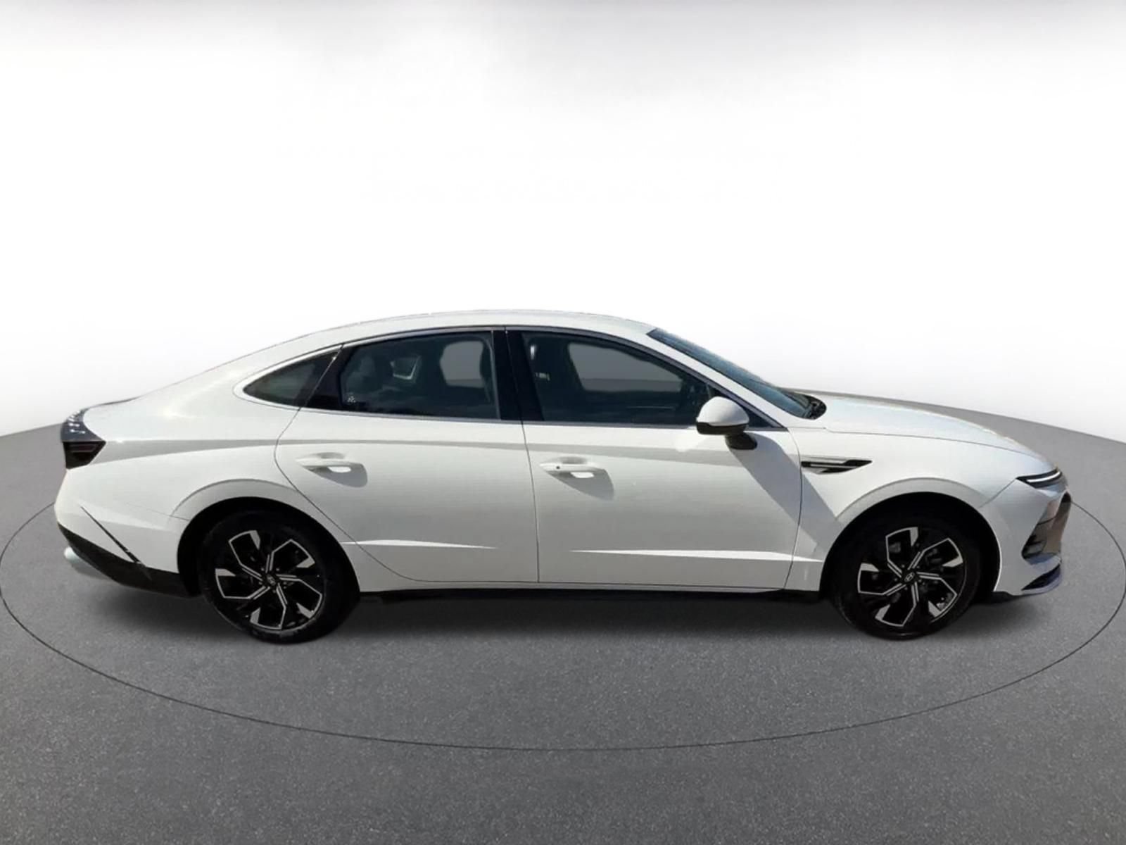 Thumbnail: 2025 Hyundai Sonata - 15