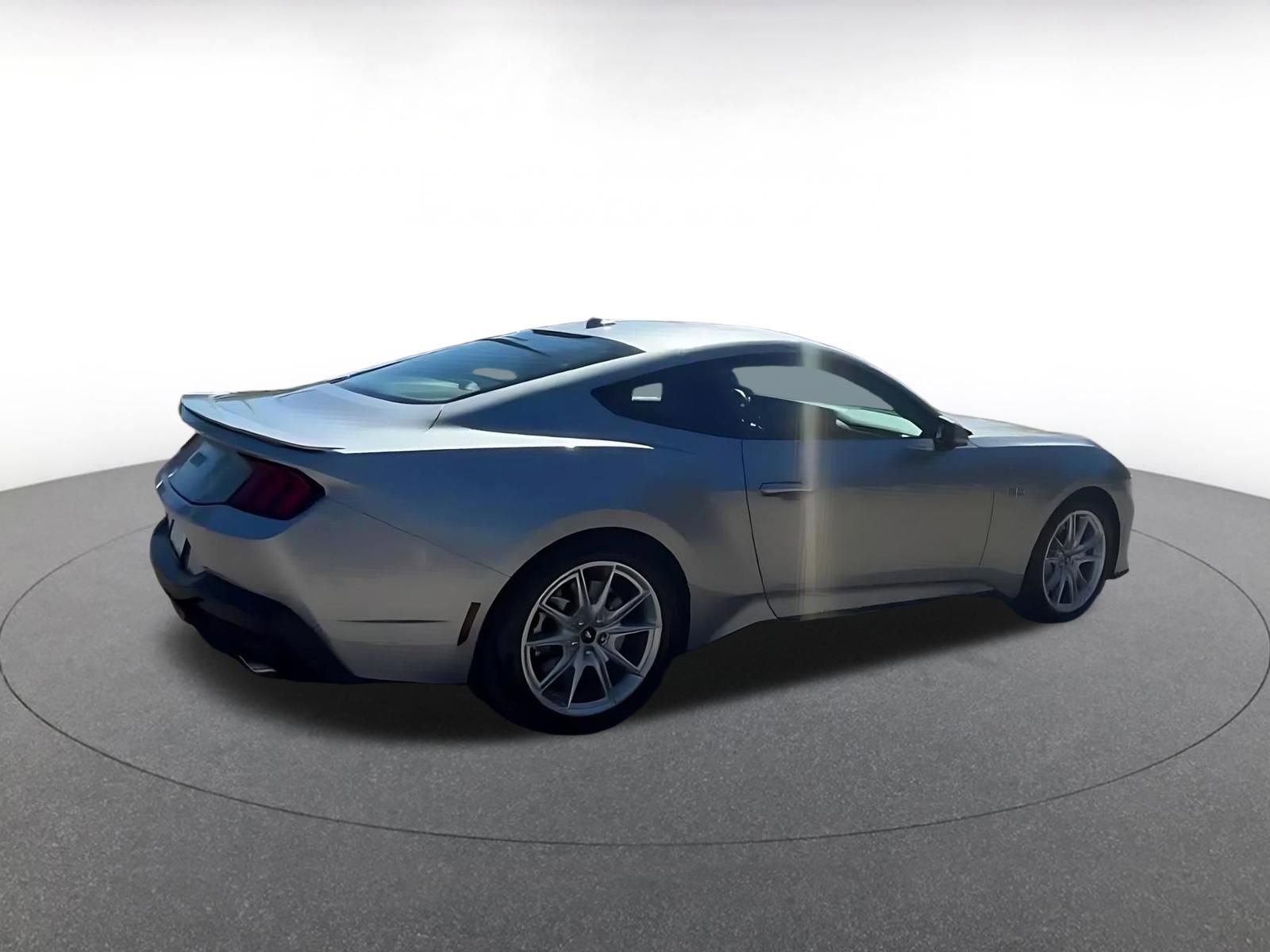 Thumbnail: 2025 Ford Mustang - 14