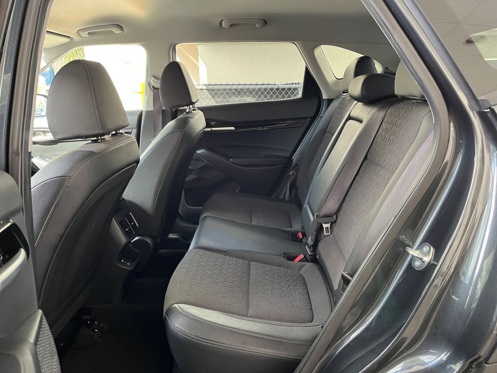 Thumbnail: 2025 Kia Seltos - 28