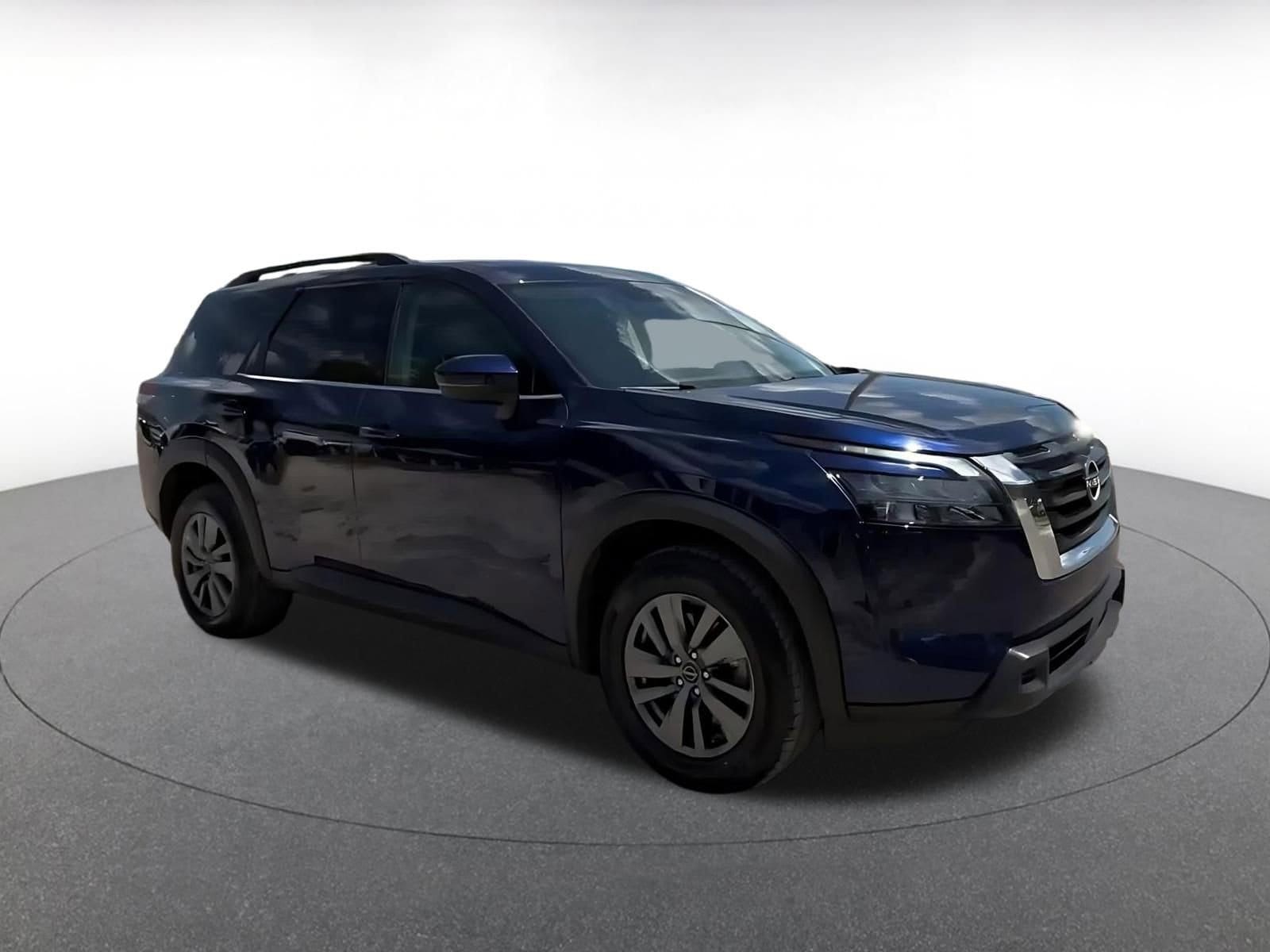 Thumbnail: 2025 Nissan Pathfinder - 2