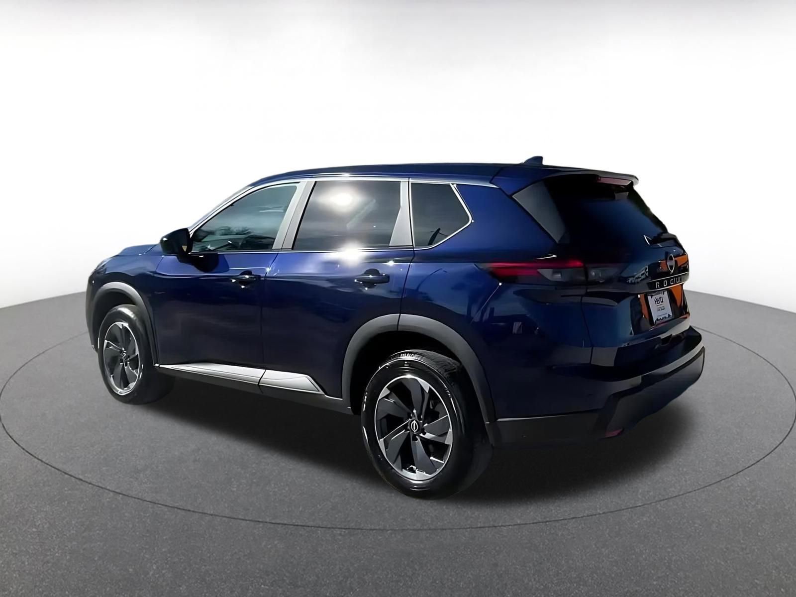 Thumbnail: 2025 Nissan Rogue - 10