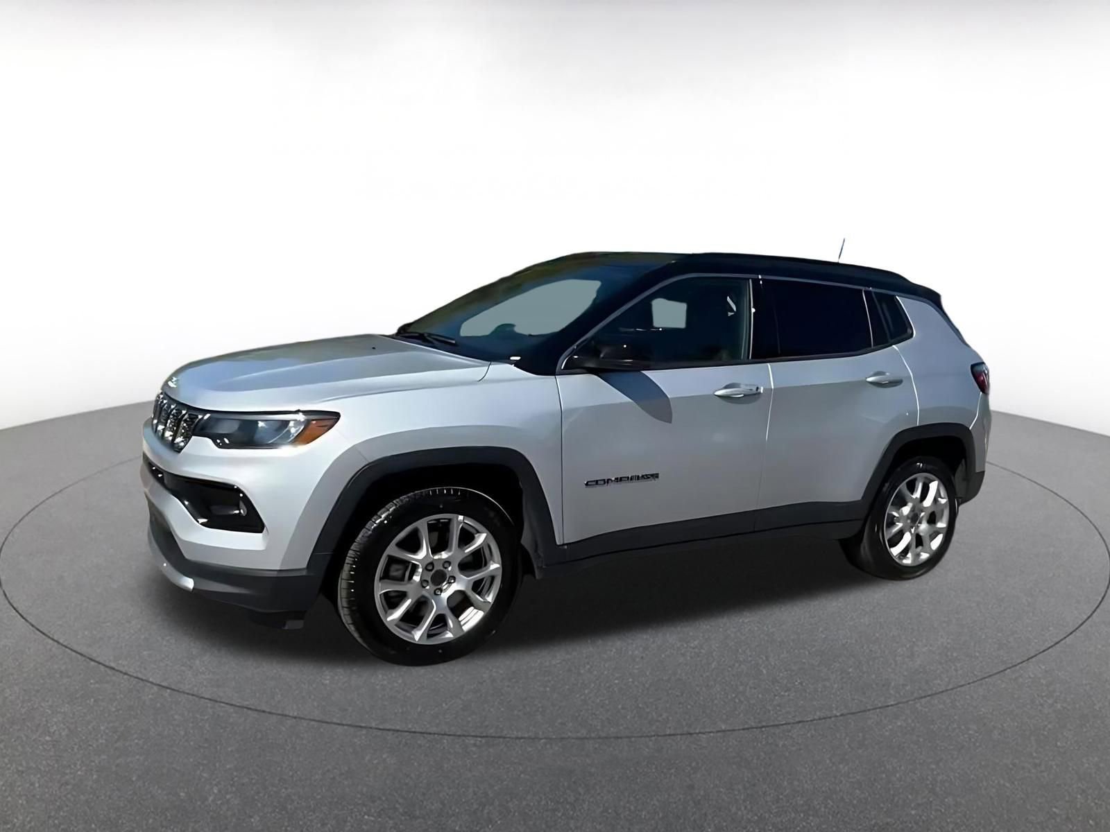 Thumbnail: 2025 Jeep Compass - 8