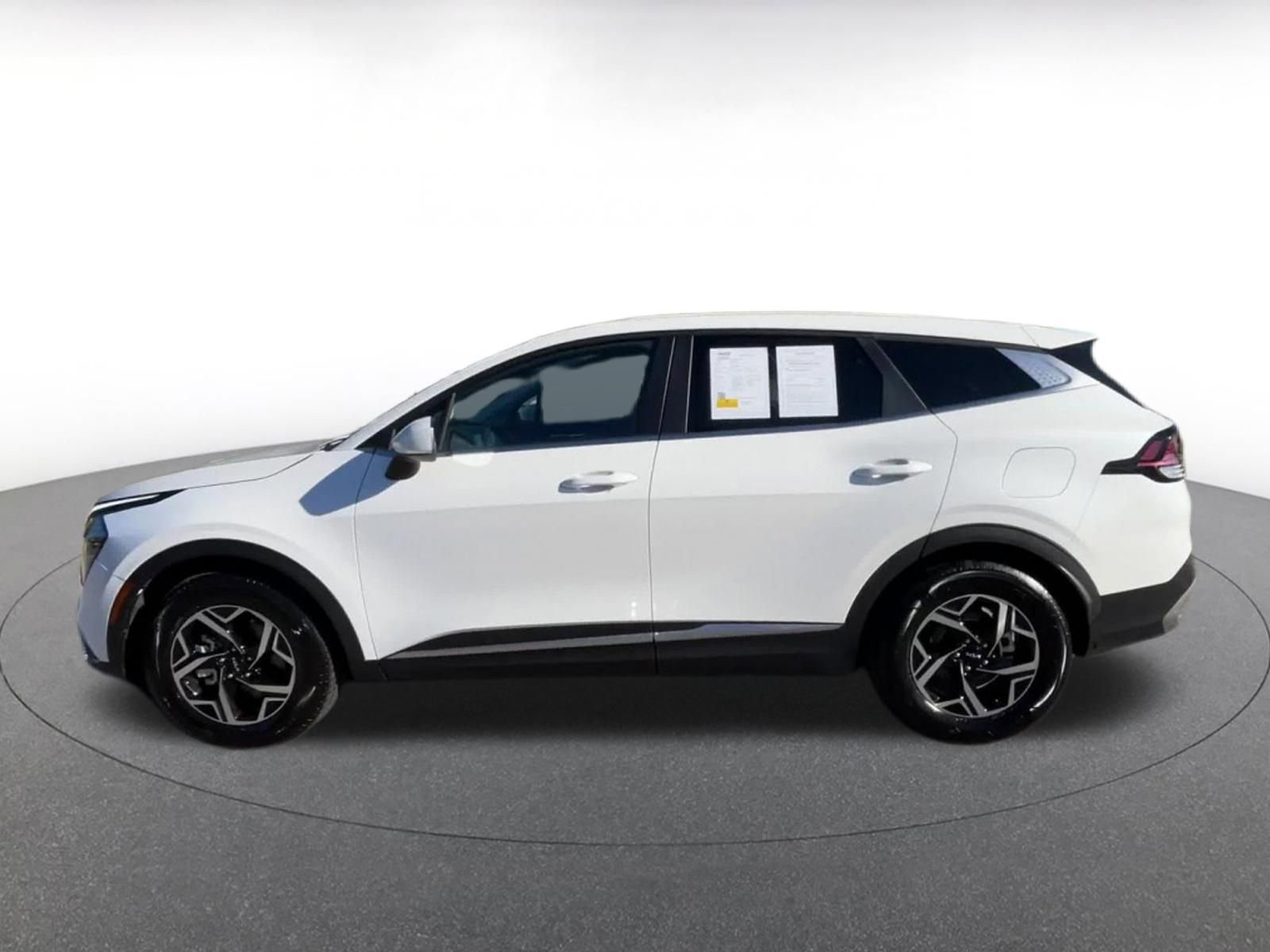 Thumbnail: 2025 Kia Sportage - 9