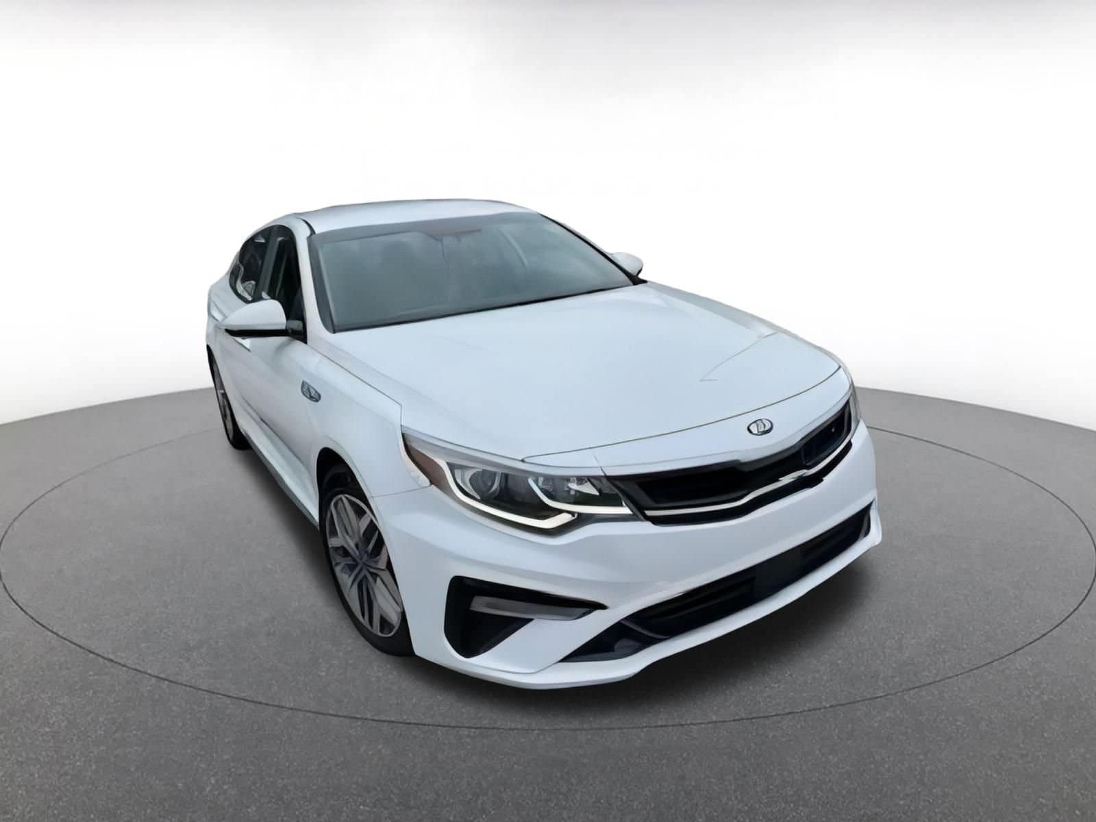 Thumbnail: 2020 Kia Optima - 1