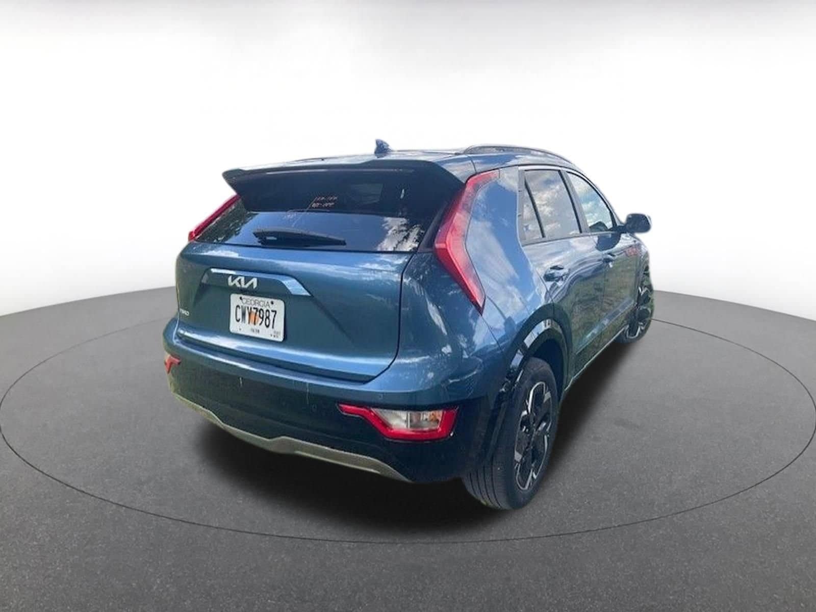 Thumbnail: 2023 Kia Niro - 7