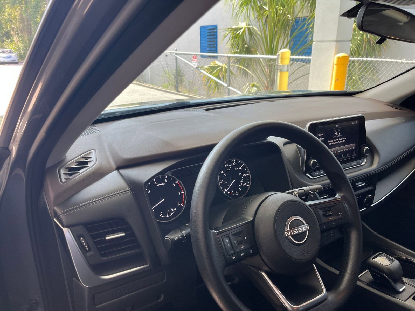 2023 Nissan Rogue S 34