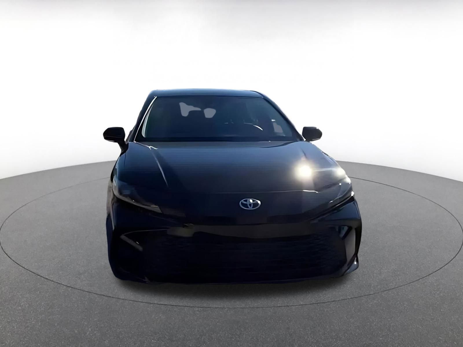 Thumbnail: 2025 Toyota Camry - 4