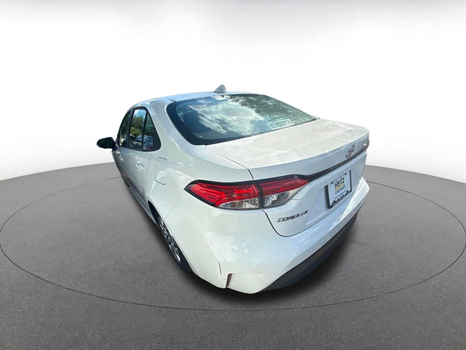 Thumbnail: 2025 Toyota Corolla - 4