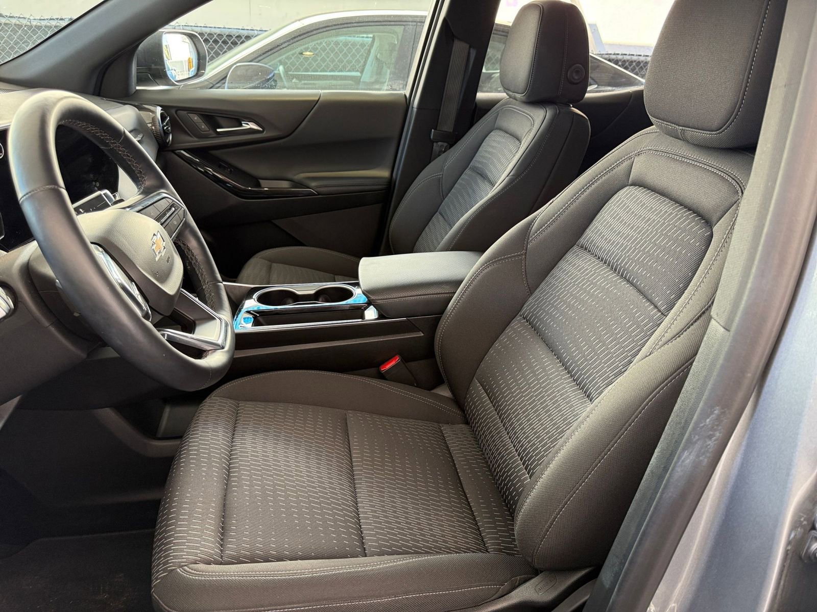 Thumbnail: 2025 Chevrolet Equinox - 27