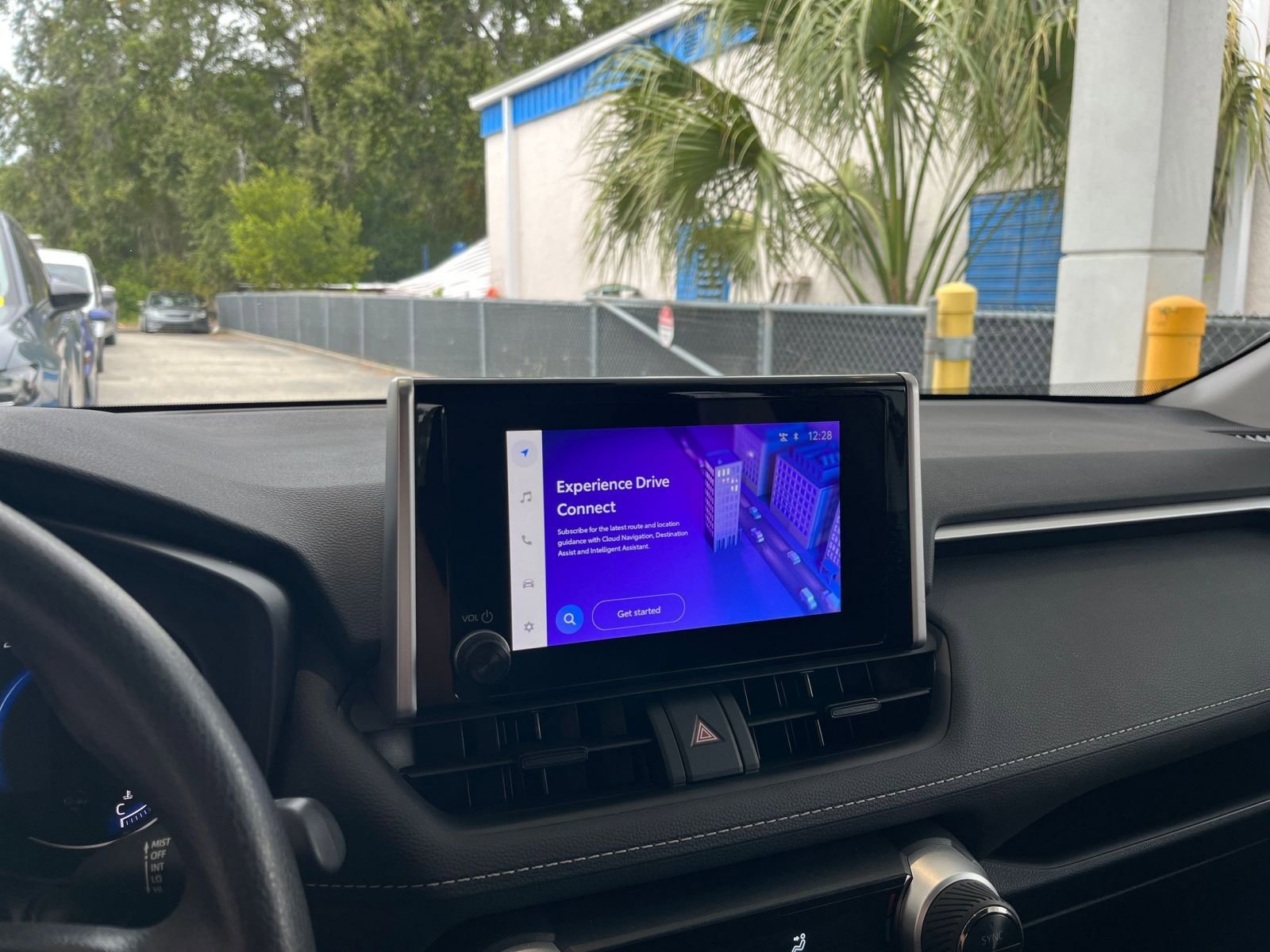 Thumbnail: 2025 Toyota RAV4 - 30