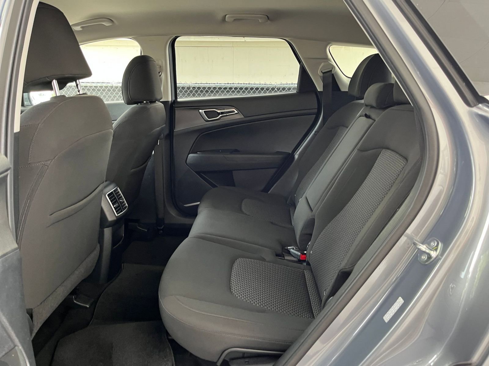 Thumbnail: 2025 Kia Sportage - 25