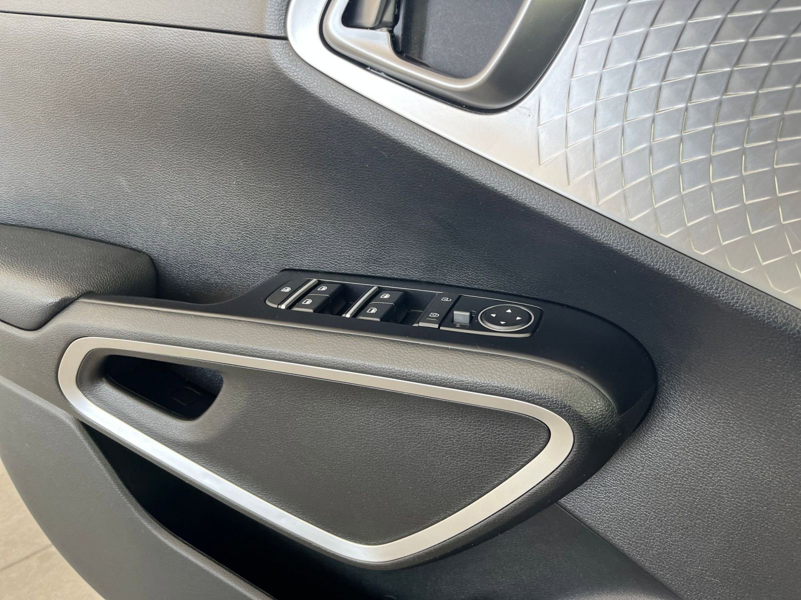 Thumbnail: 2025 Kia Soul - 18