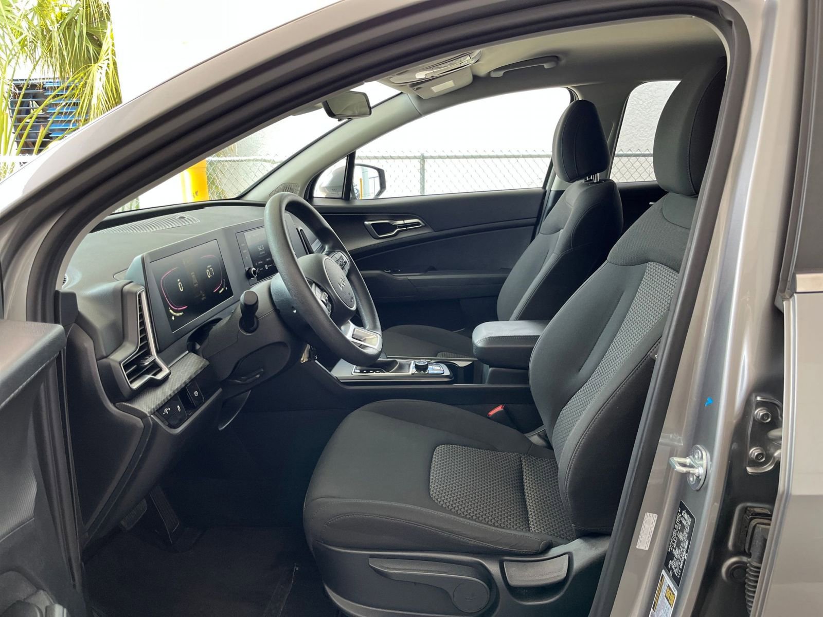 2024 Kia Sportage LX 27