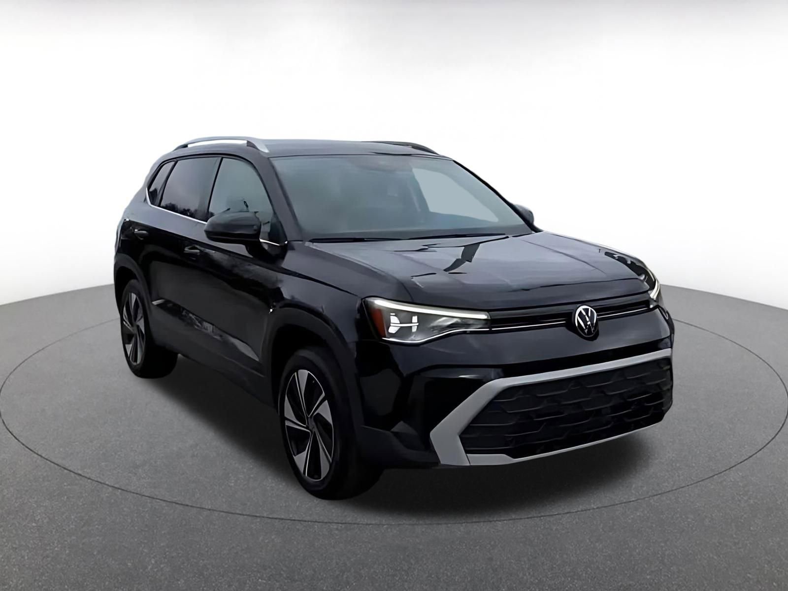 Thumbnail: 2025 Volkswagen Taos - 3