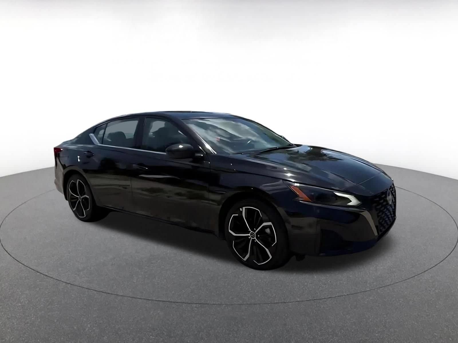 Thumbnail: 2025 Nissan Altima - 2