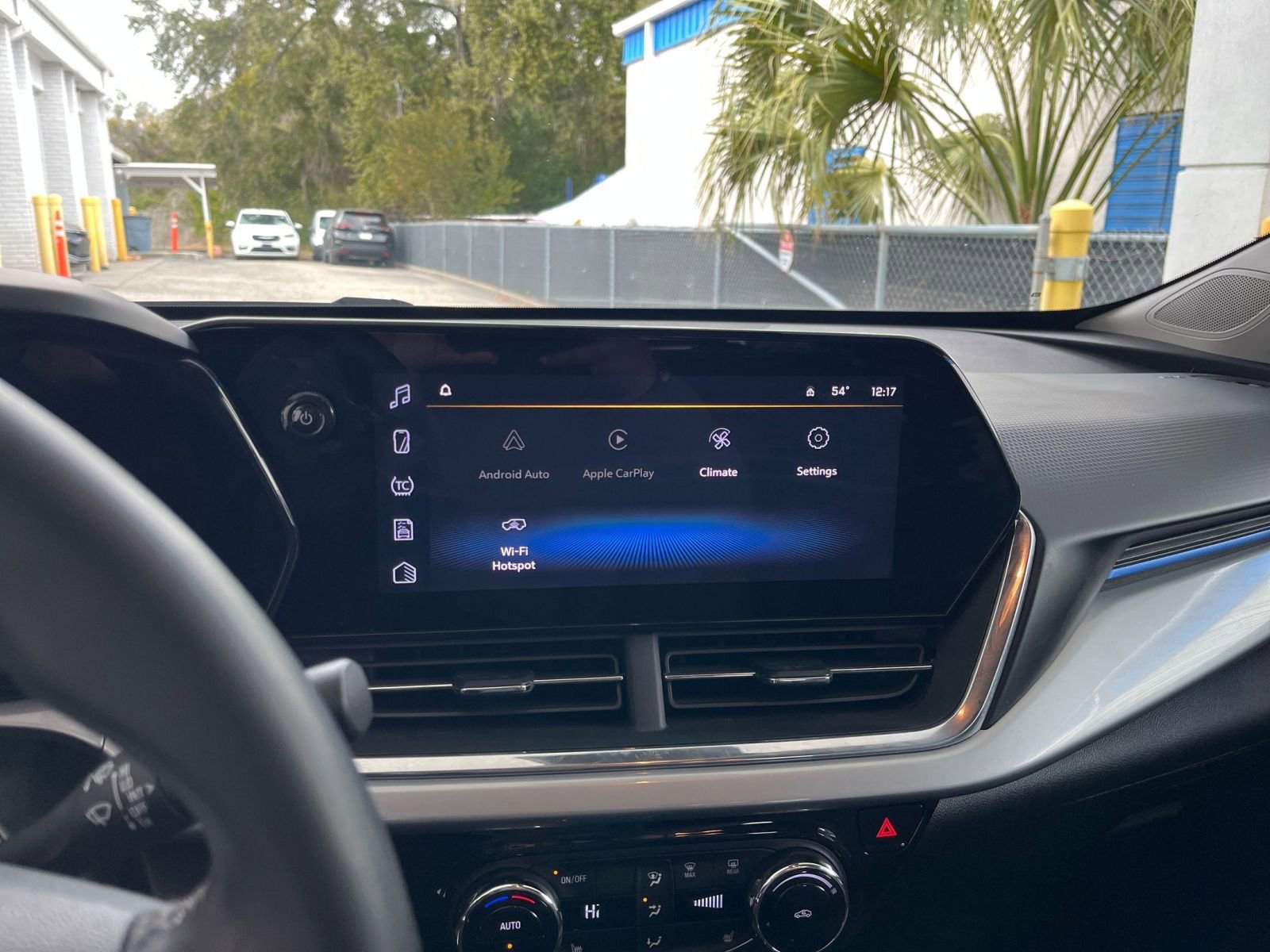 Thumbnail: 2025 Chevrolet Trax - 20