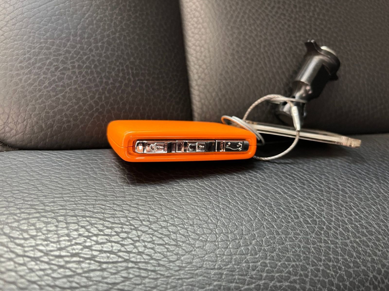 Thumbnail: 2025 Volvo S60 - 22