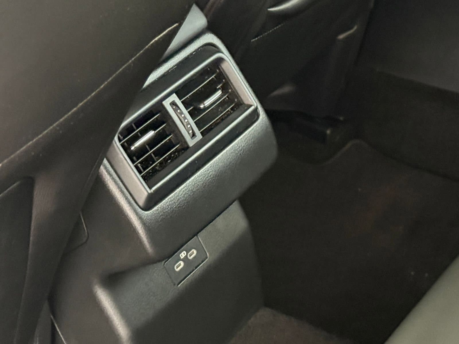 Thumbnail: 2025 Mazda CX-50 - 24