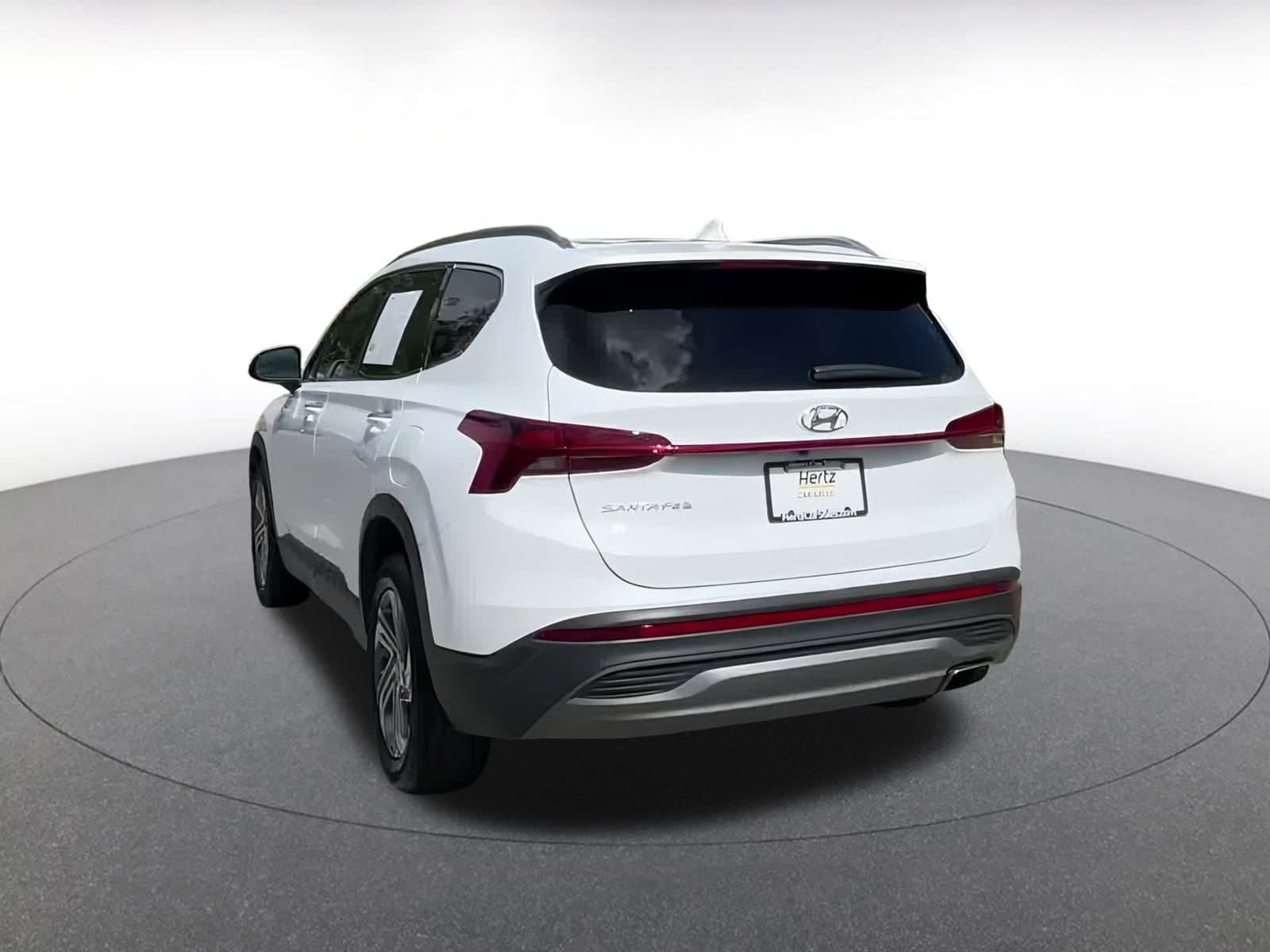 Thumbnail: 2023 Hyundai Santa Fe - 10