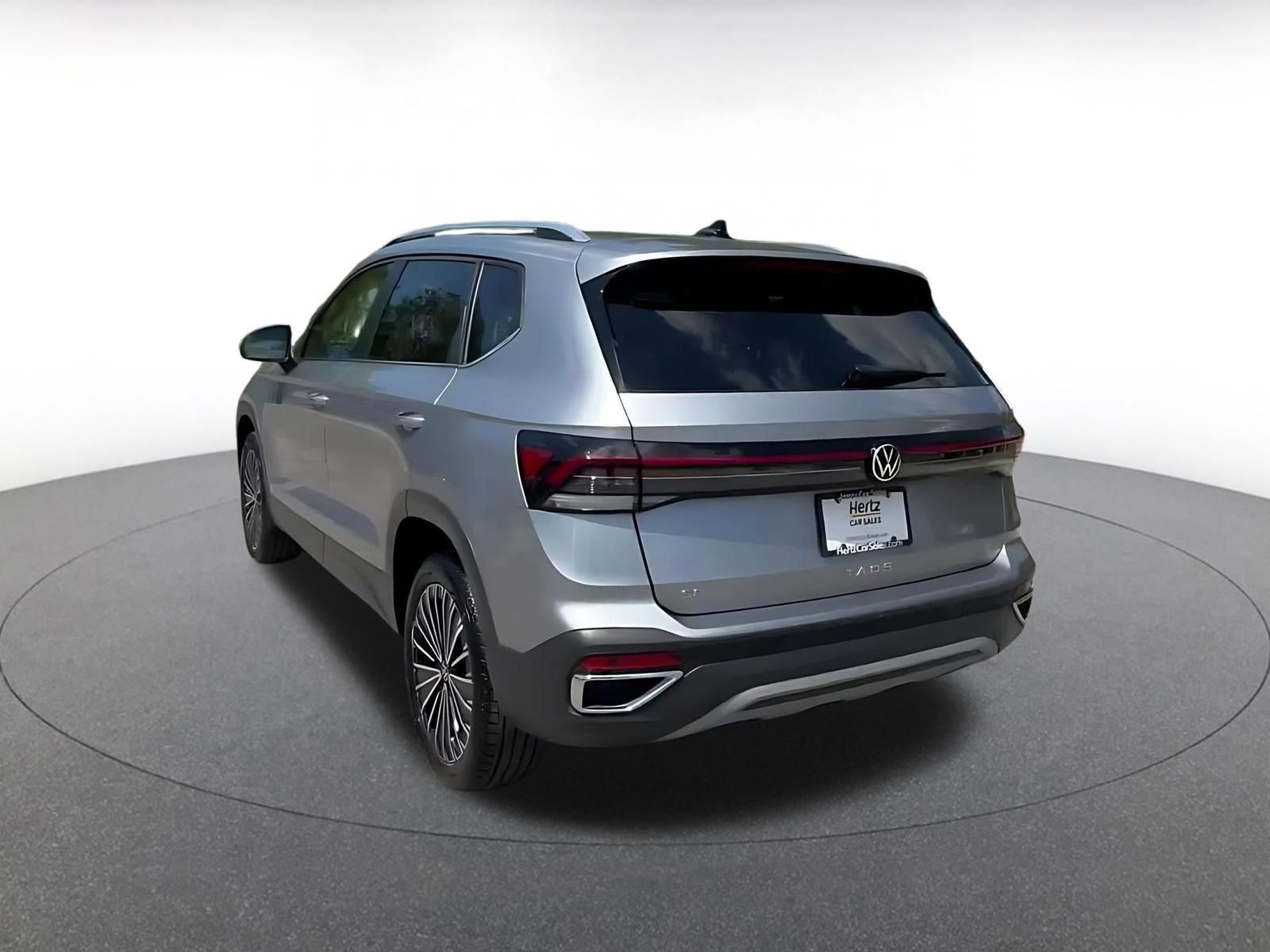 Thumbnail: 2025 Volkswagen Taos - 11