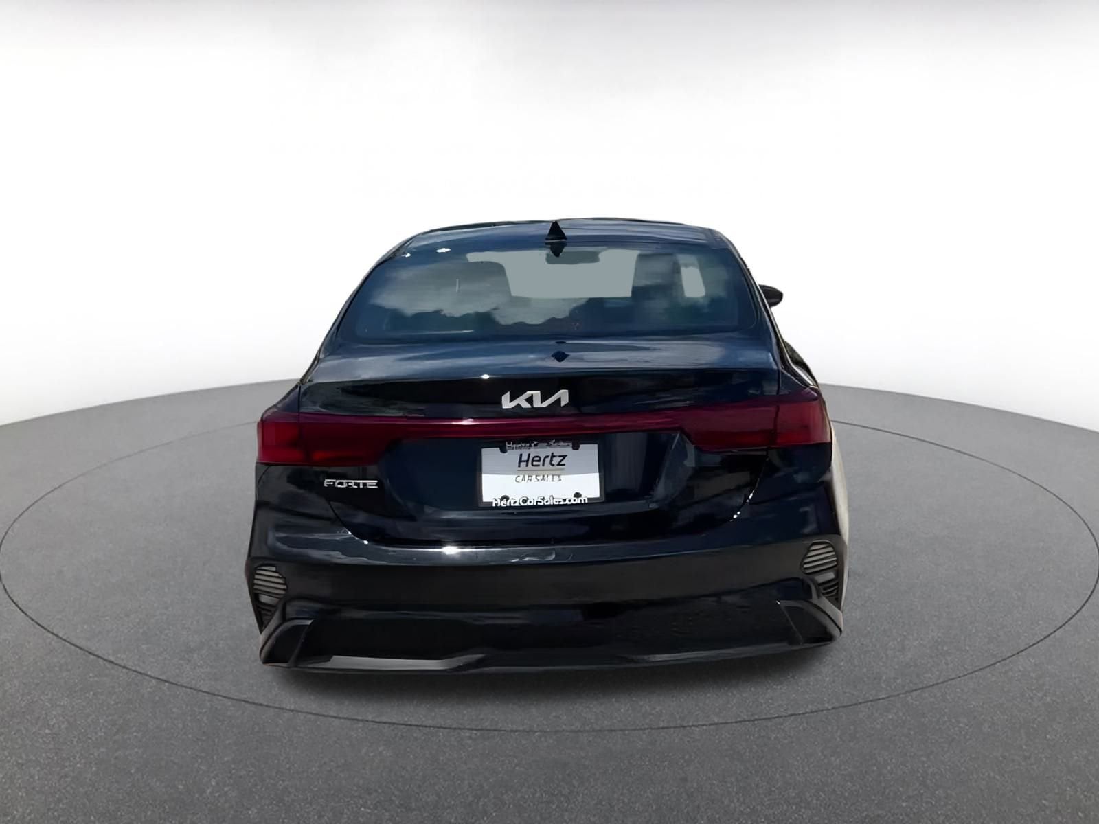 Thumbnail: 2024 Kia Forte - 10