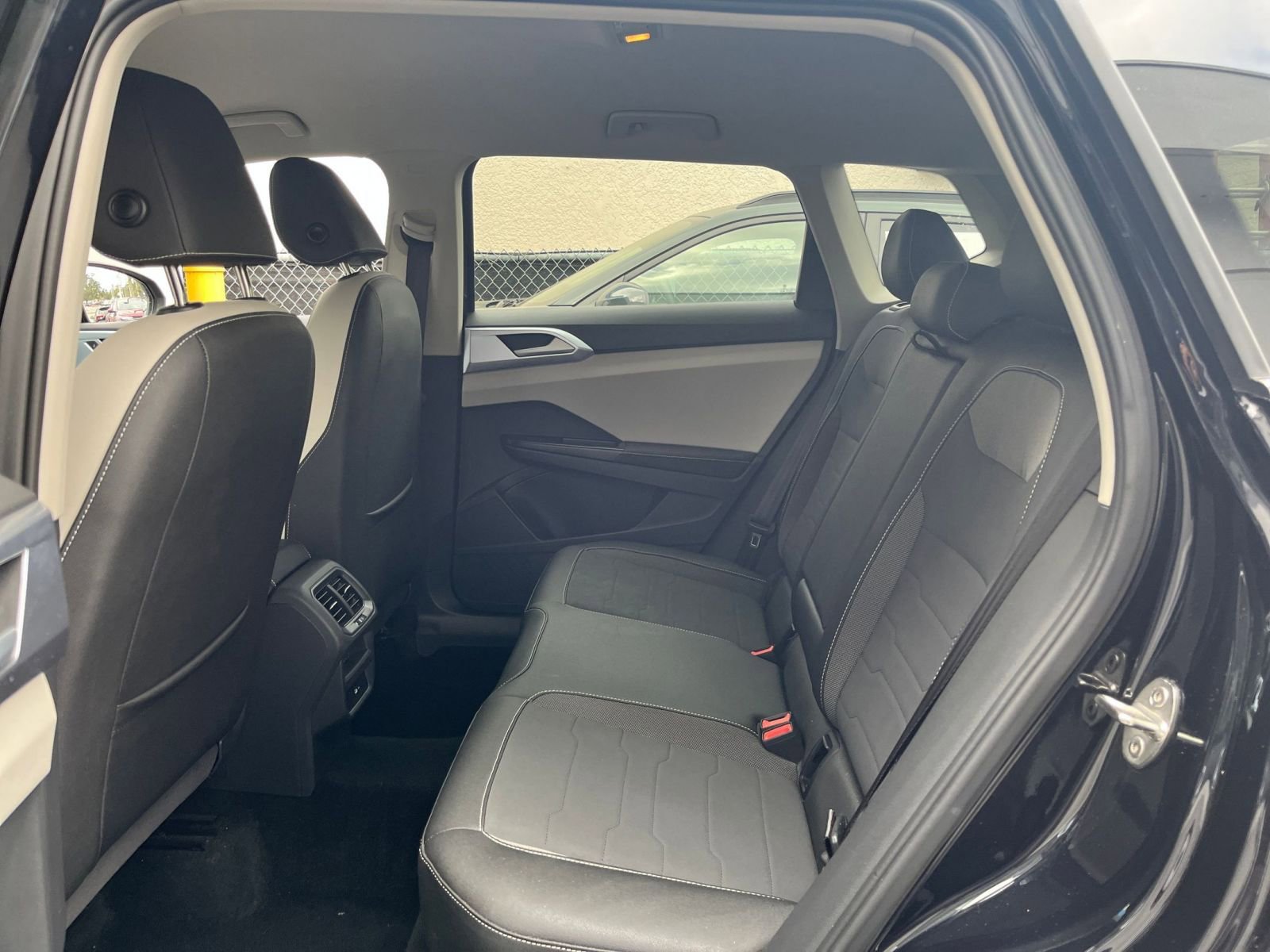 Thumbnail: 2025 Volkswagen Taos - 25