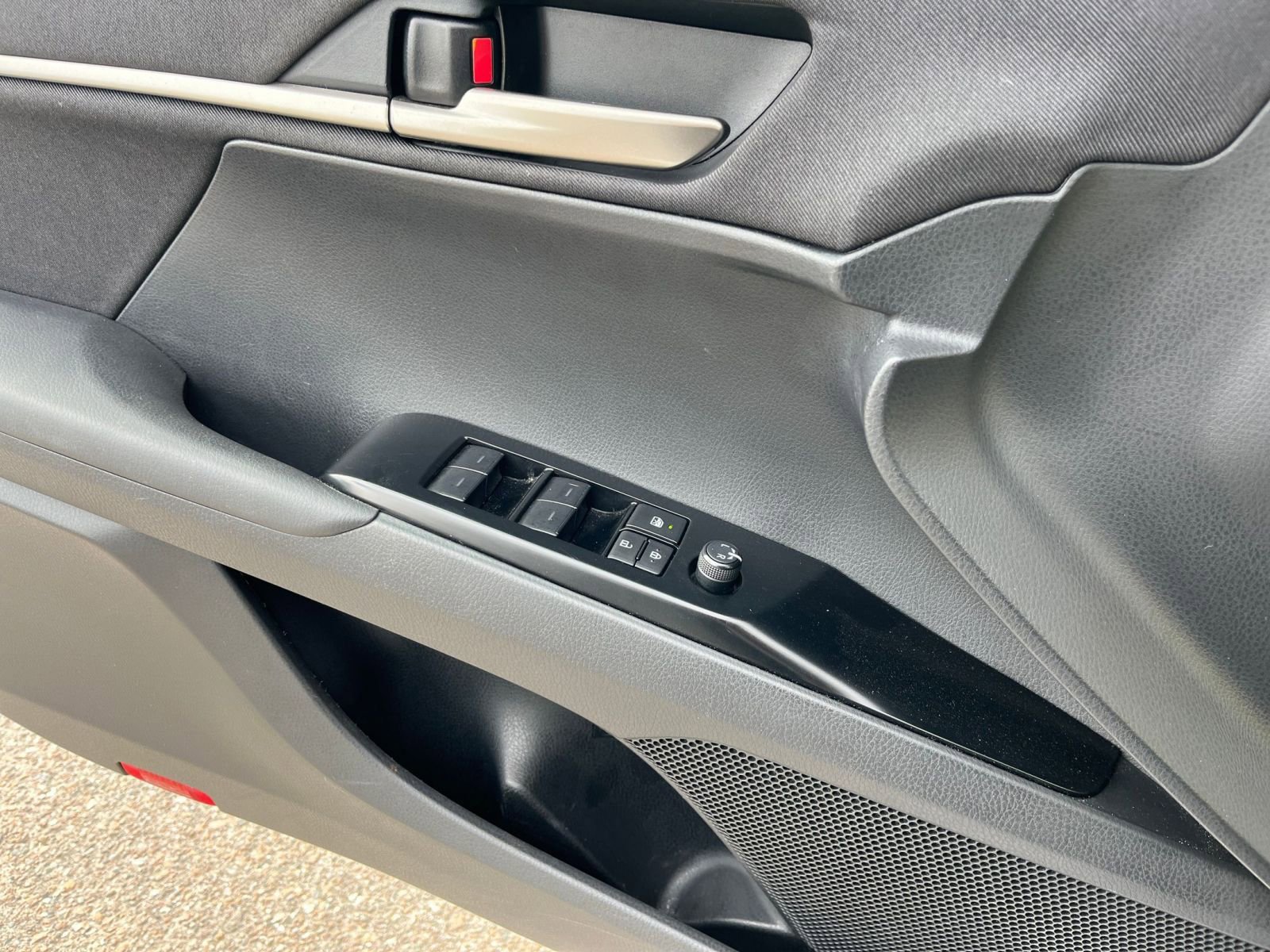 Thumbnail: 2025 Toyota Camry - 20