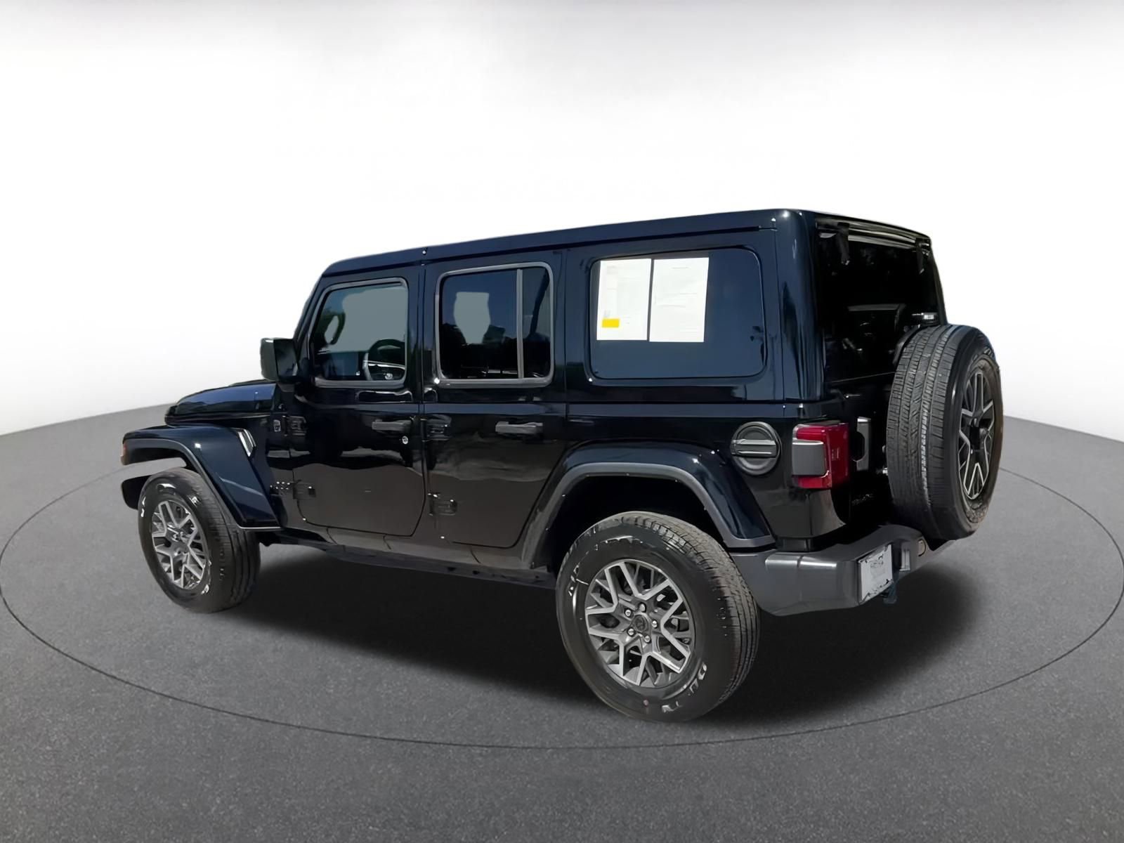 Thumbnail: 2025 Jeep Wrangler - 9
