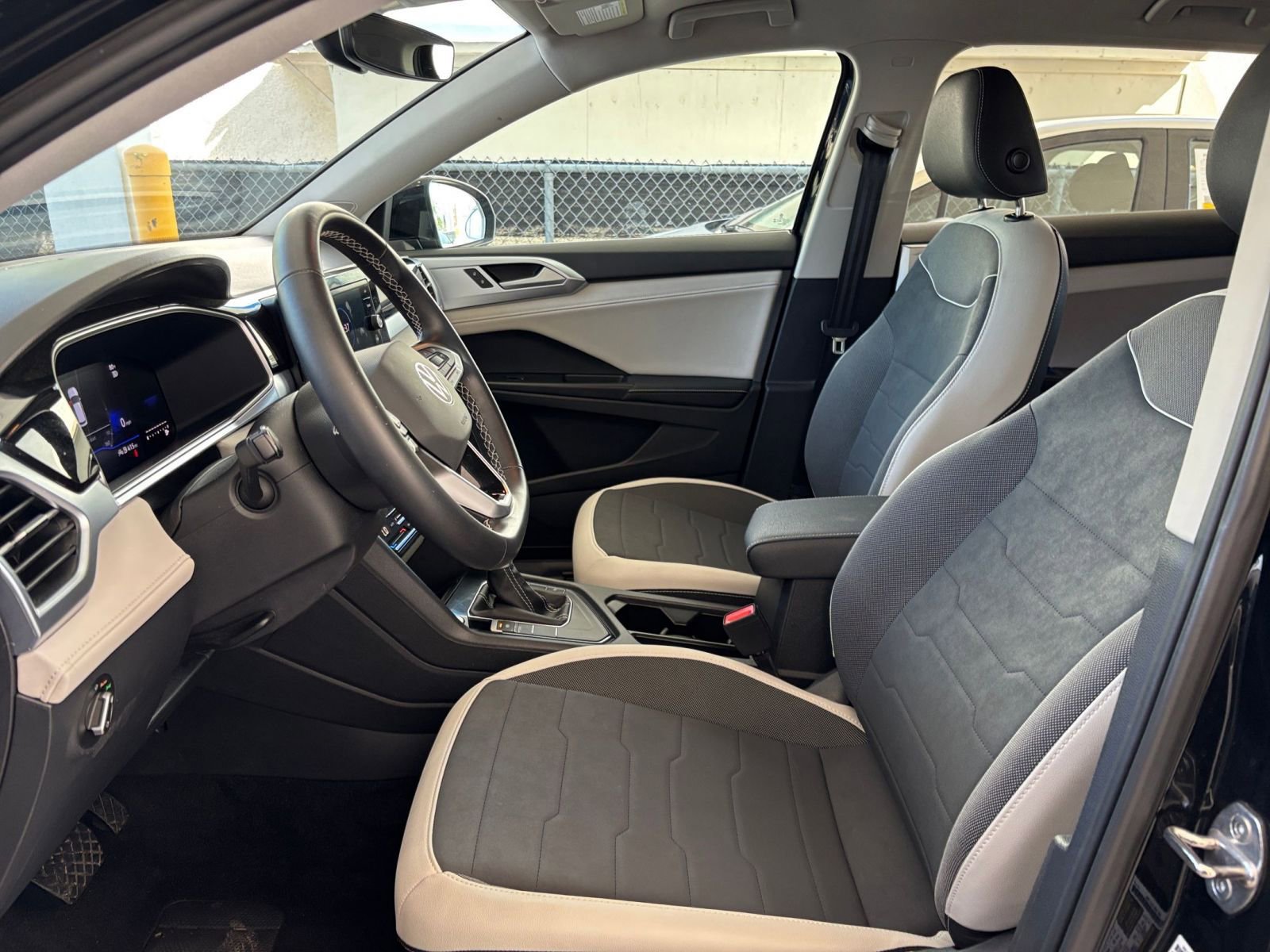 Thumbnail: 2025 Volkswagen Taos - 27