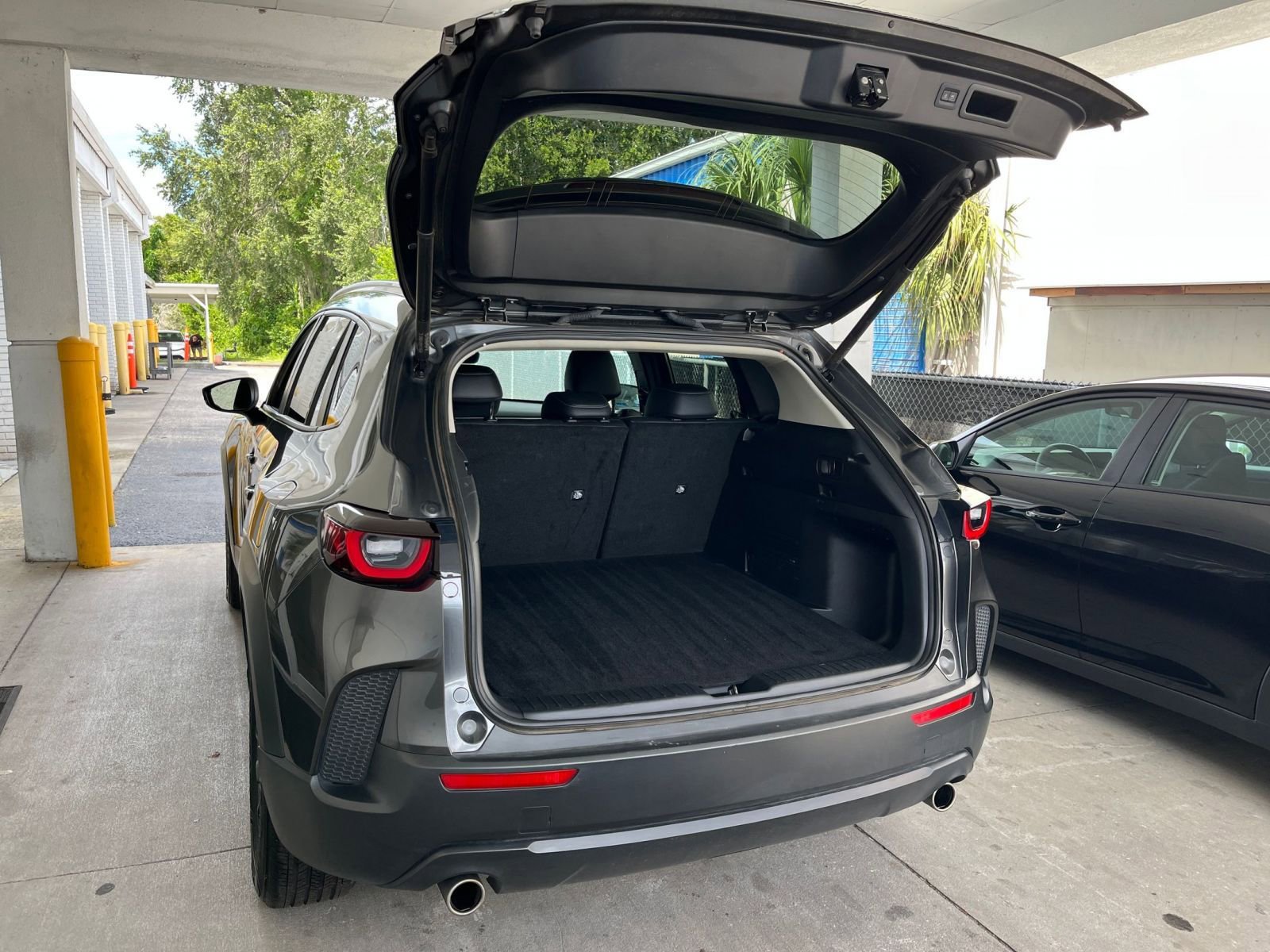 Thumbnail: 2025 Mazda CX-50 - 31