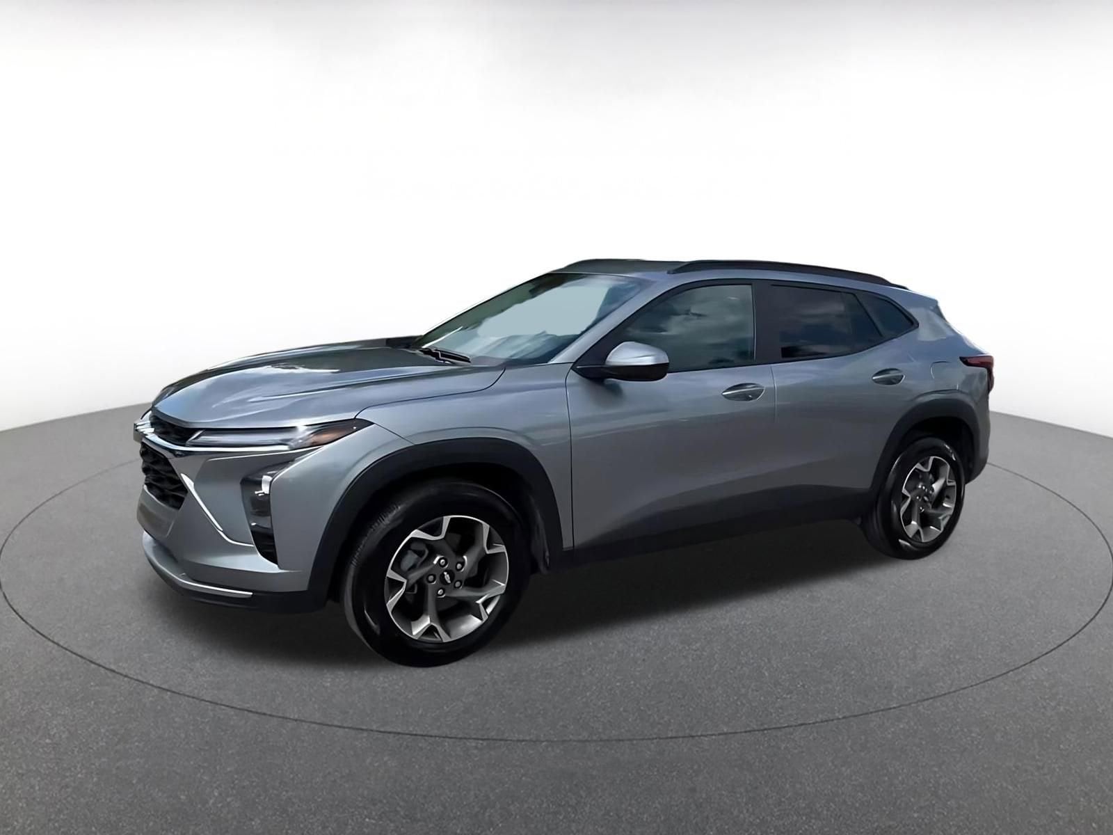 Thumbnail: 2025 Chevrolet Trax - 8