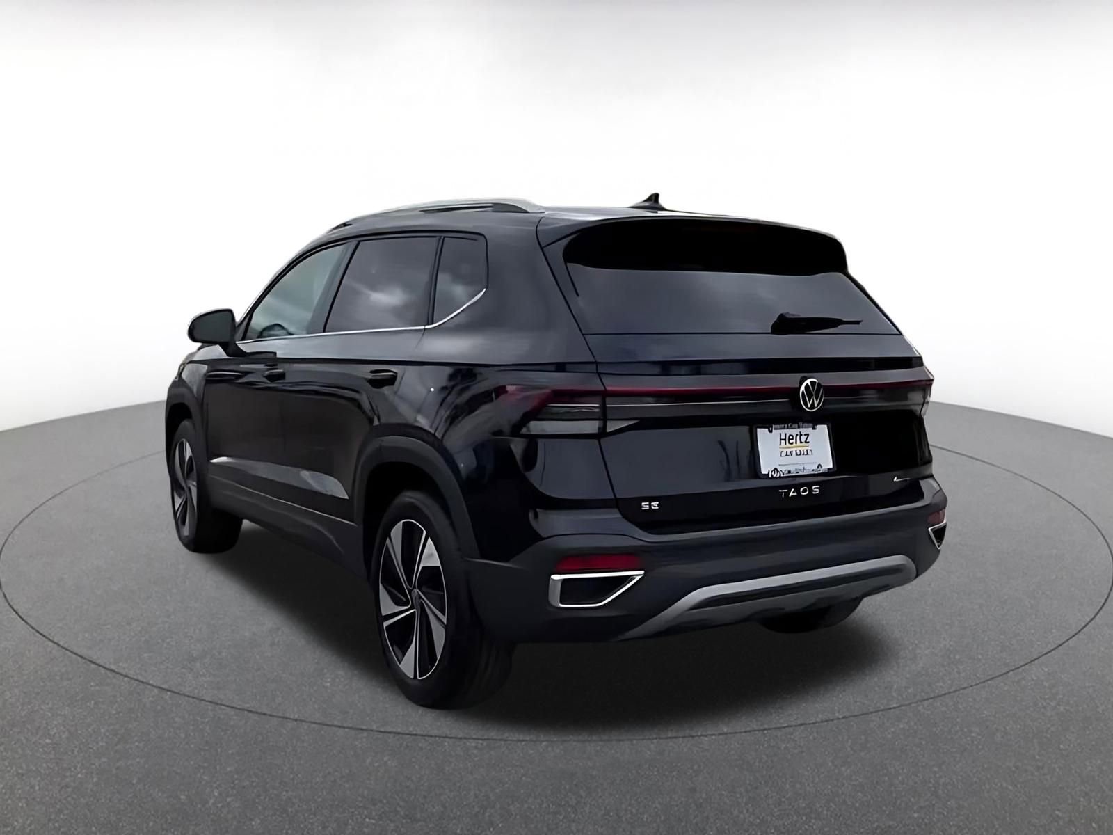 Thumbnail: 2025 Volkswagen Taos - 11