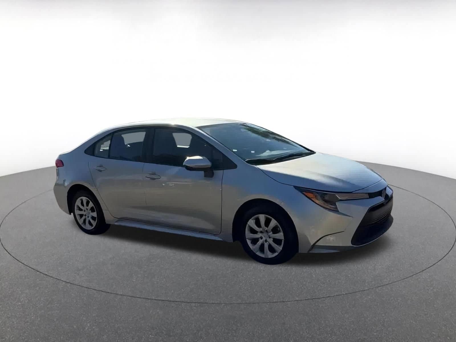 Thumbnail: 2025 Toyota Corolla - 2
