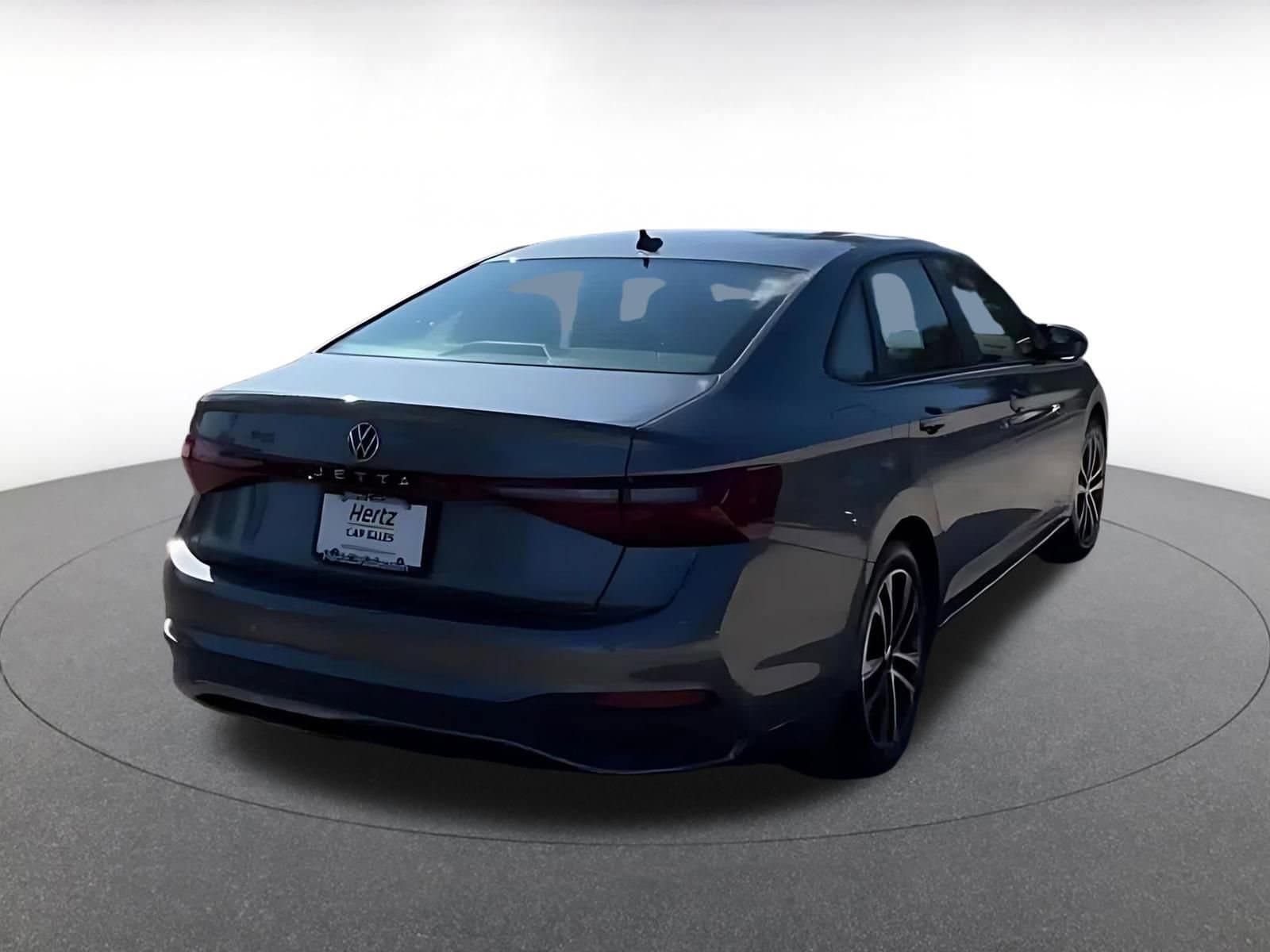 Thumbnail: 2025 Volkswagen Jetta - 14