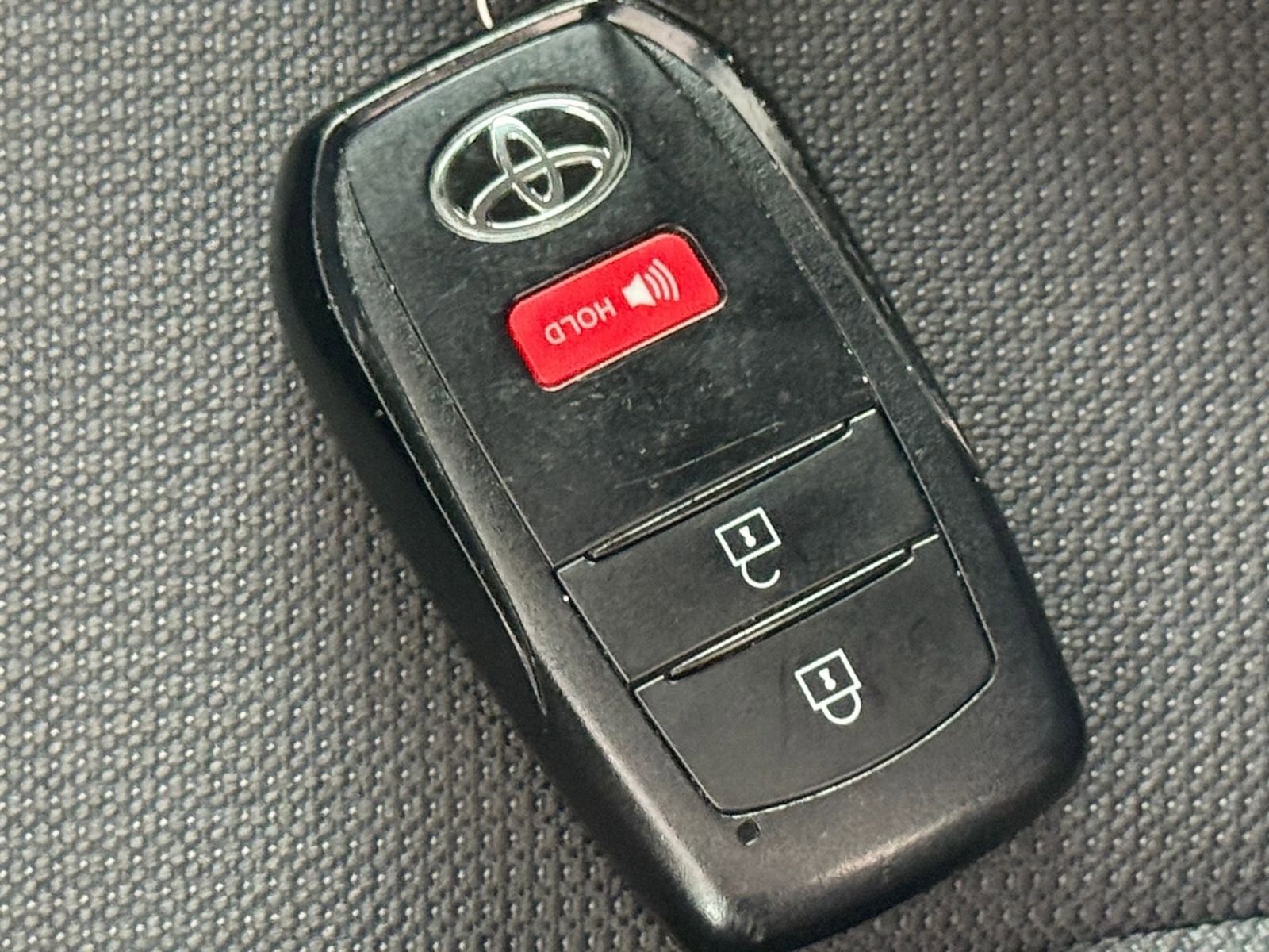 Thumbnail: 2025 Toyota Corolla Cross - 22